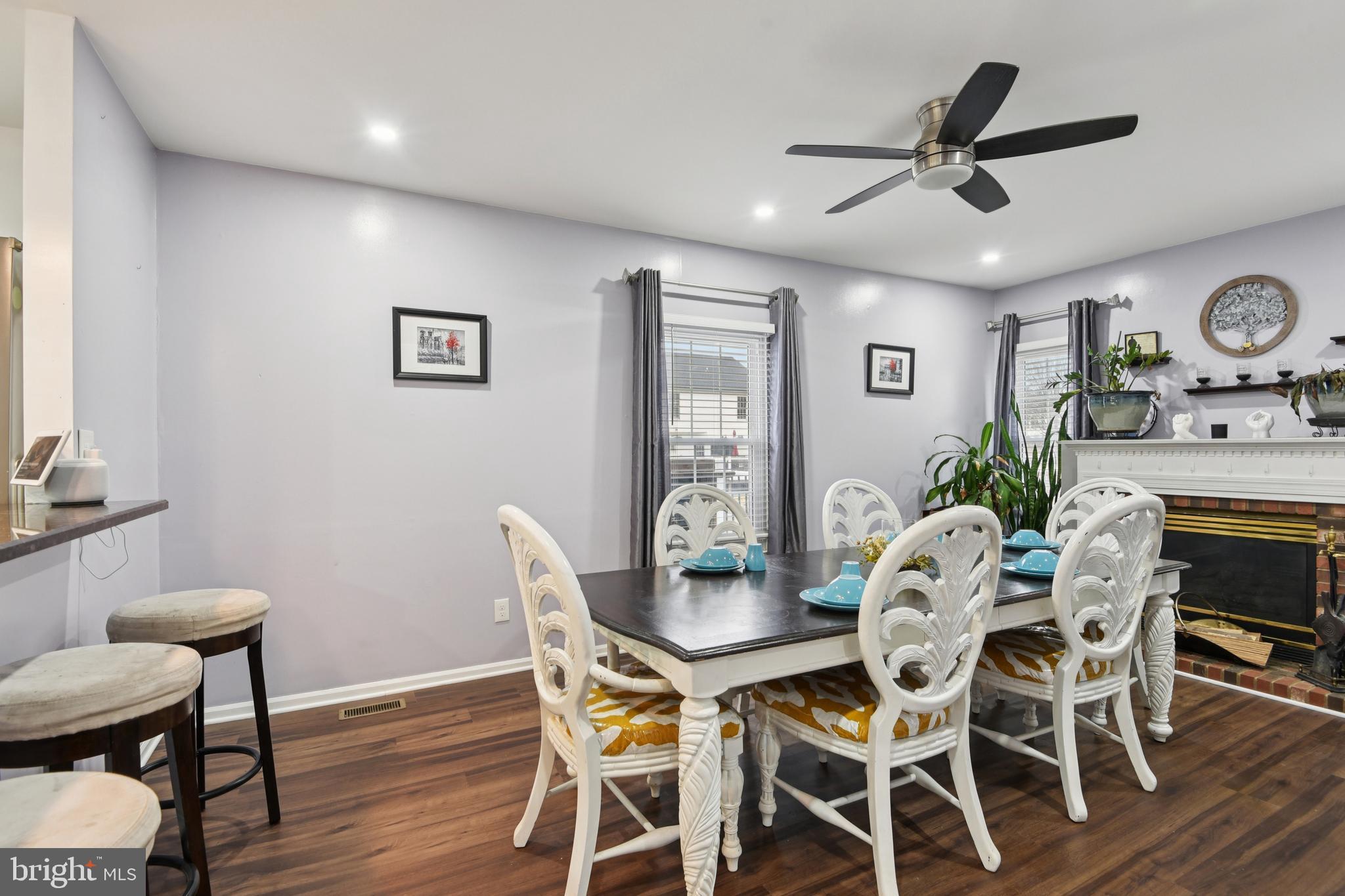 GRACE HARBOUR - Residential