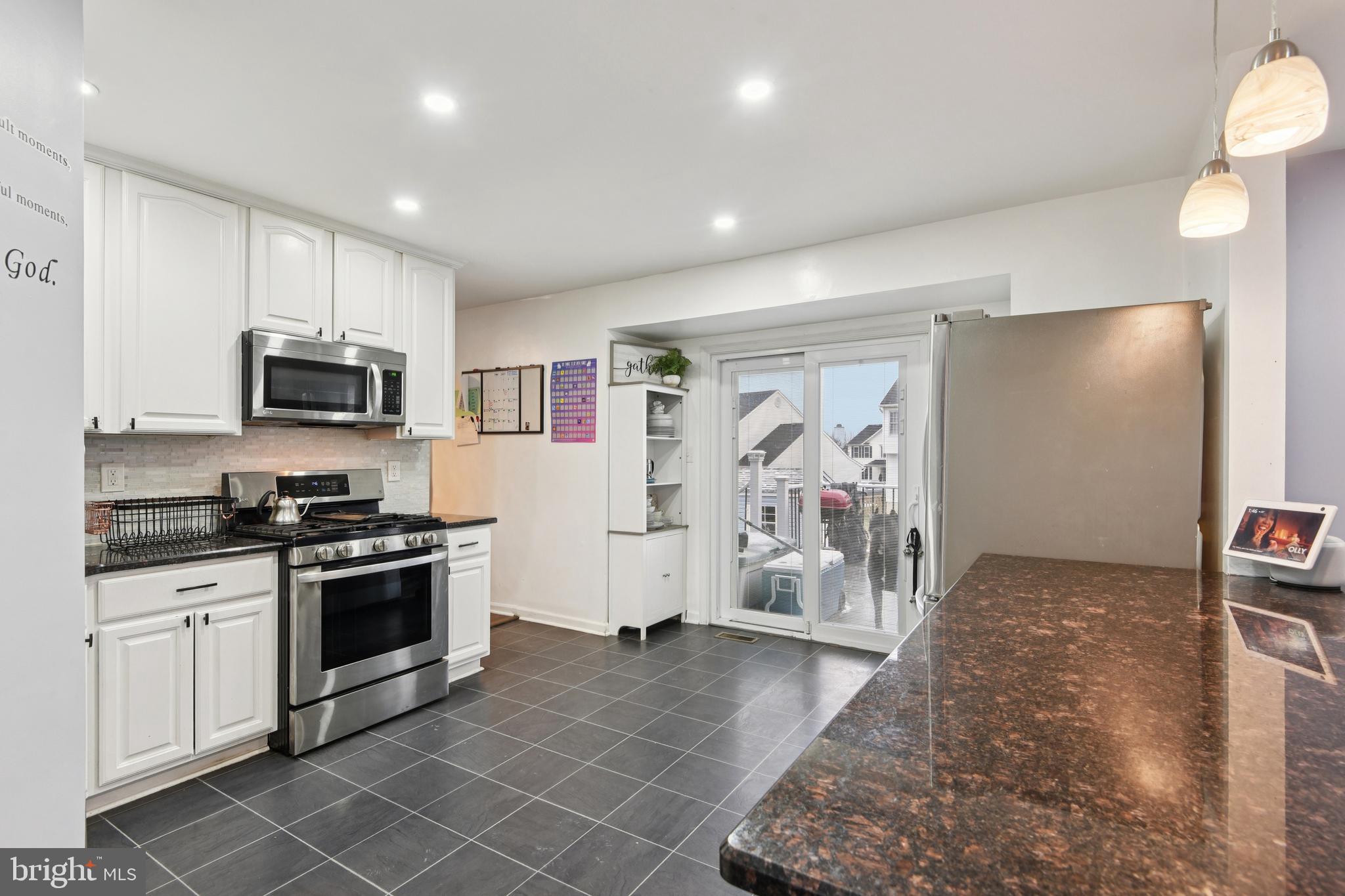 GRACE HARBOUR - Residential