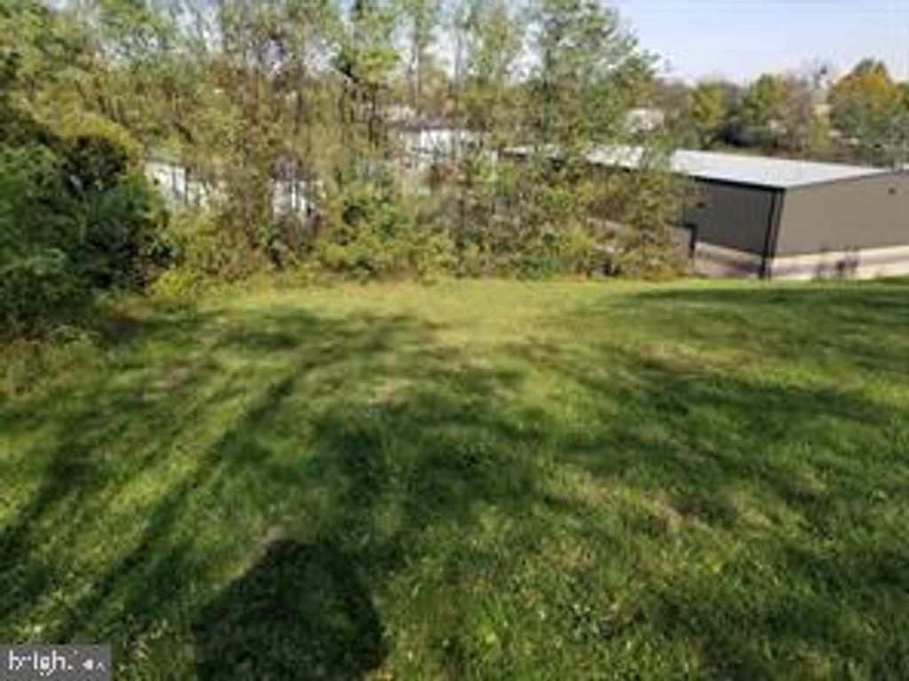 Photo of 629 New Dorwart Street, Lancaster, PA 17603 (MLS # PALA2047860)