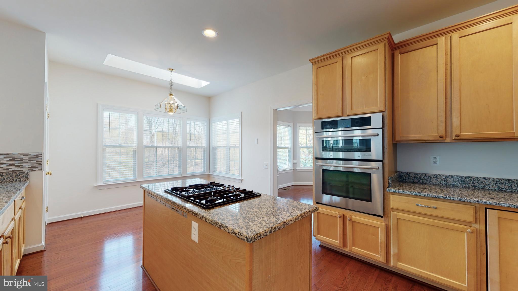 KINGSVIEW RIDGE - Residential