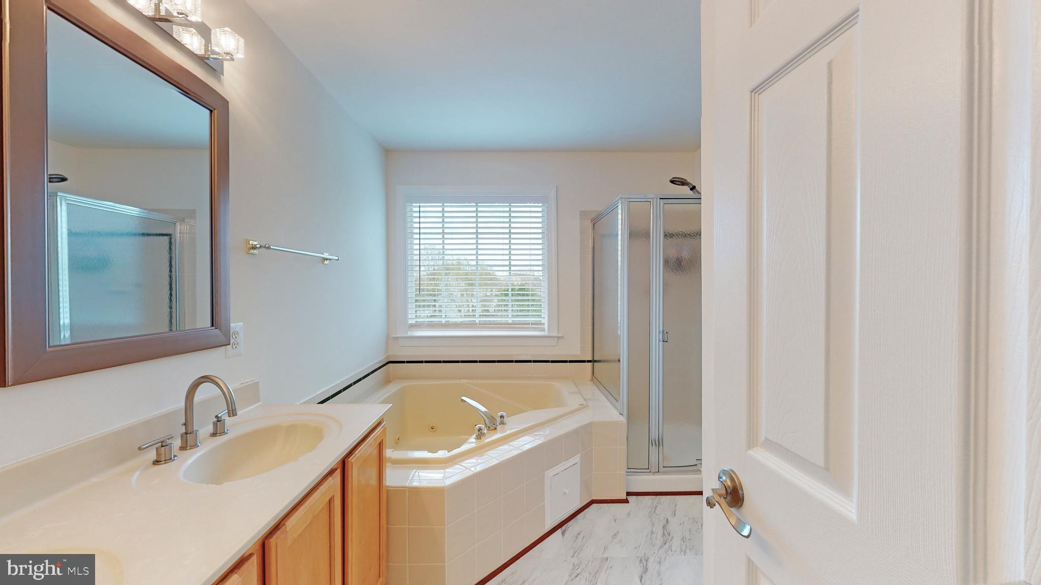 KINGSVIEW RIDGE - Residential