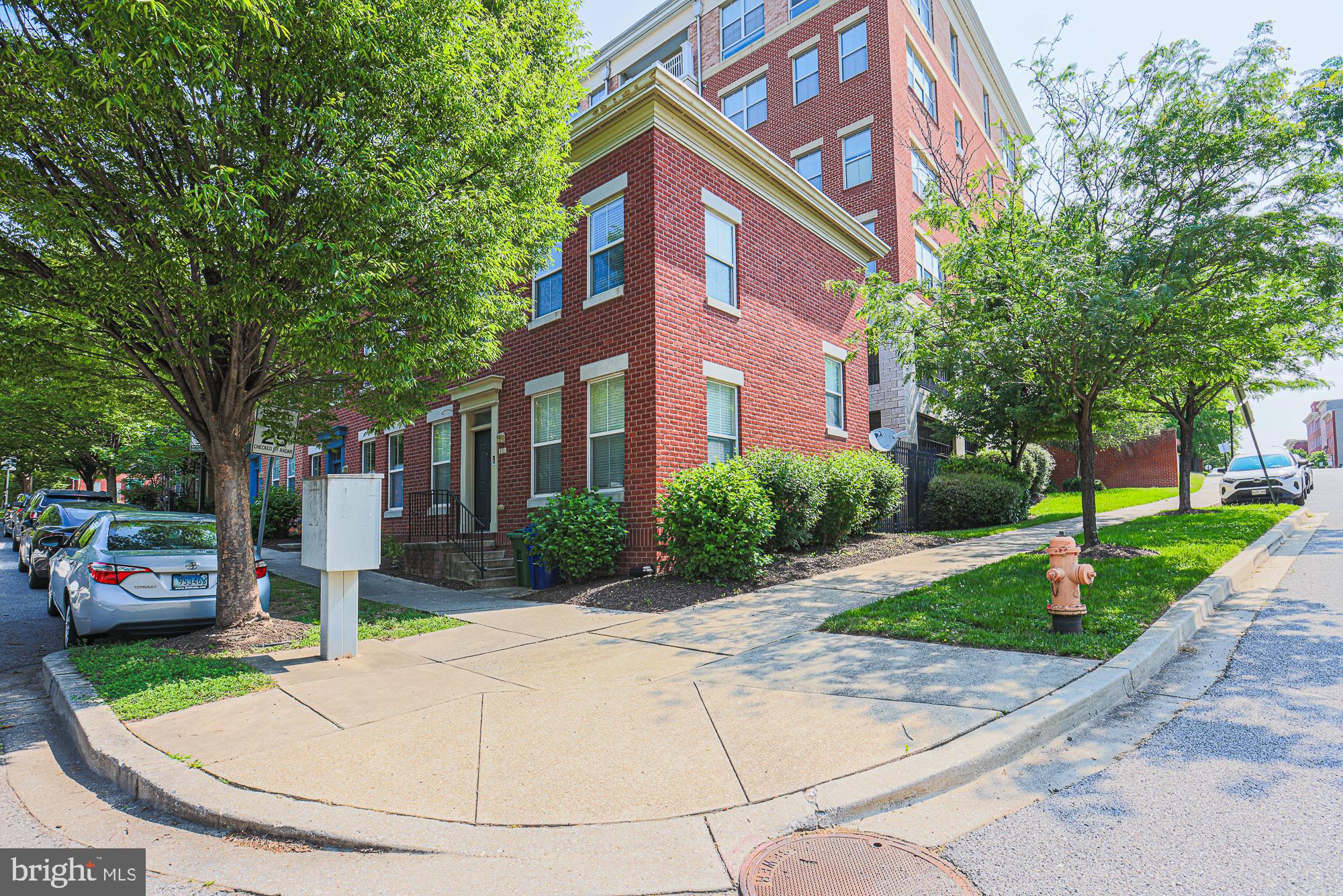 BUTCHERS HILL - Residential