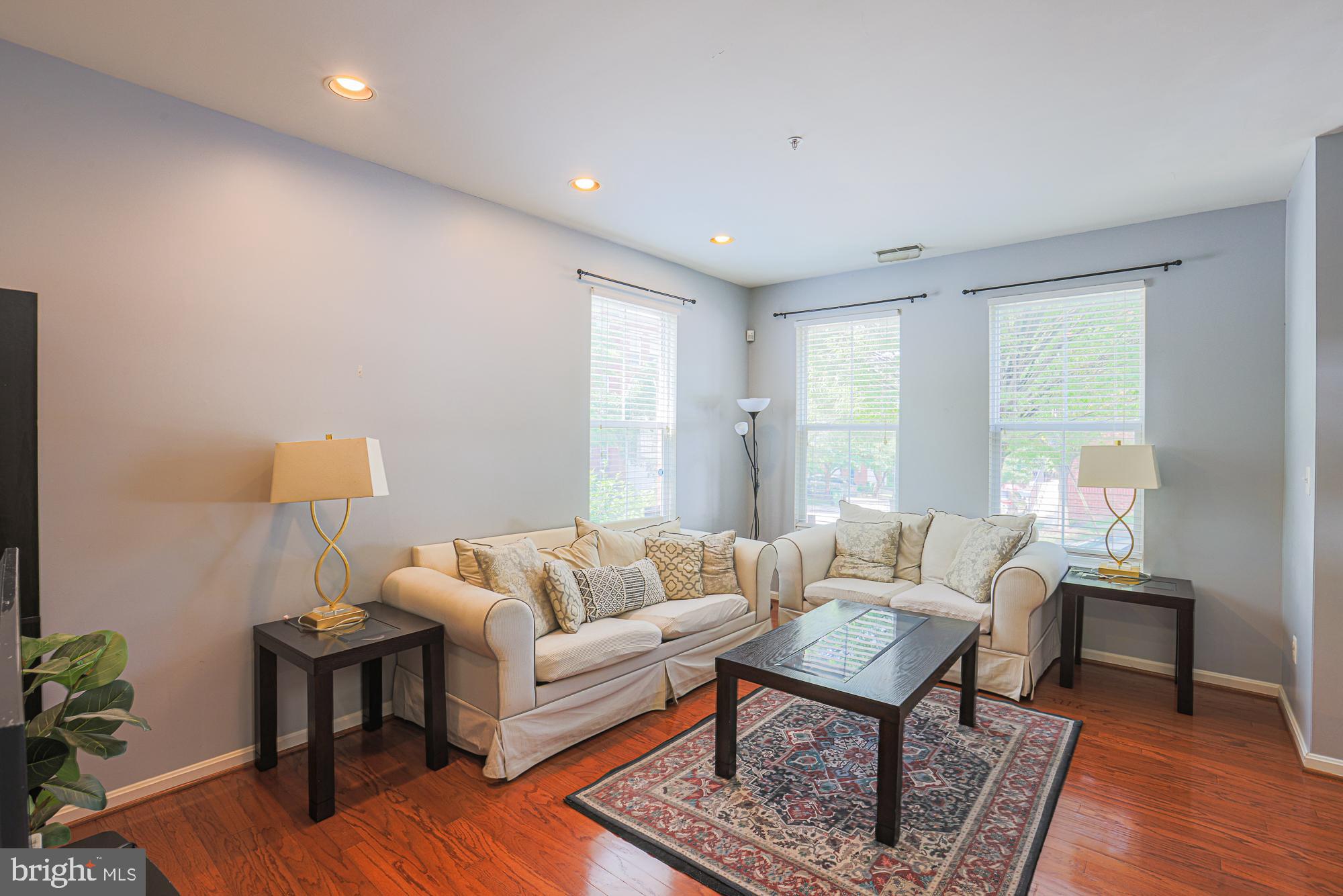 BUTCHERS HILL - Residential