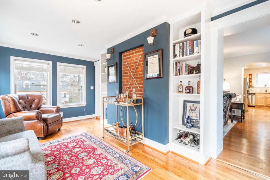 ARLINGTON RIDGE - Residential Lease