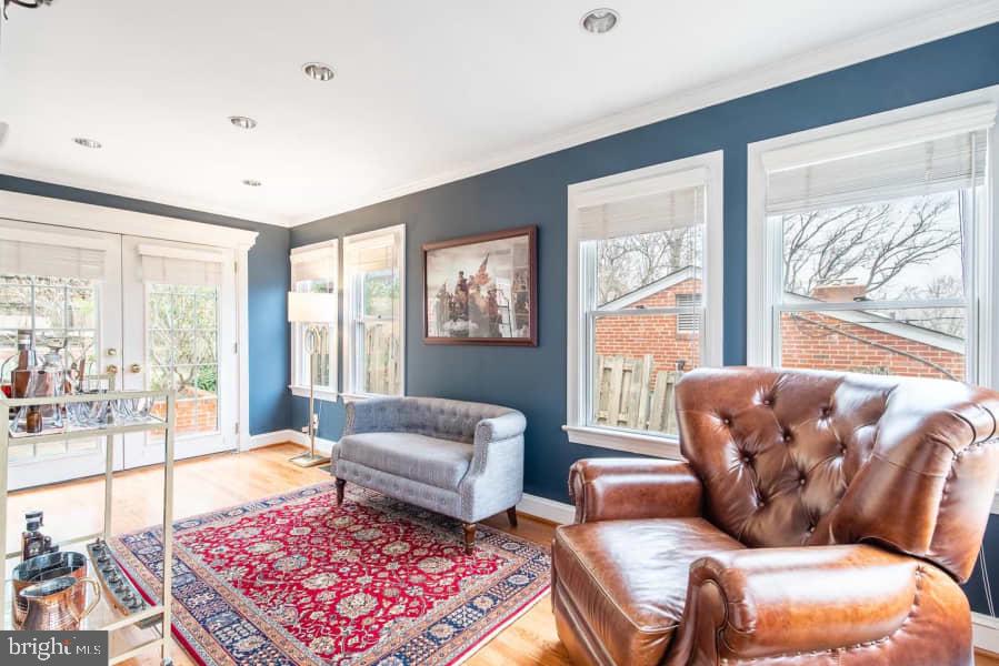 ARLINGTON RIDGE - Residential Lease