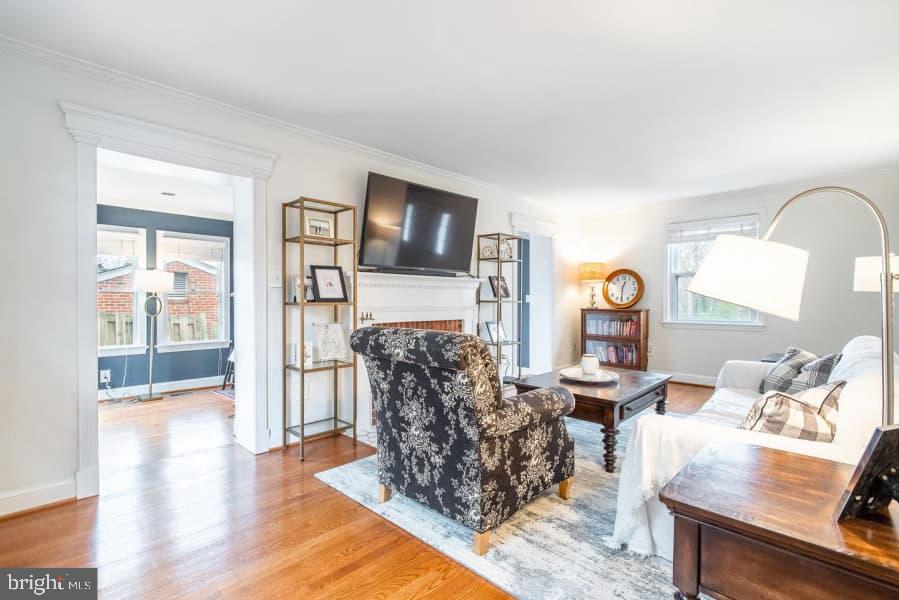 ARLINGTON RIDGE - Residential Lease