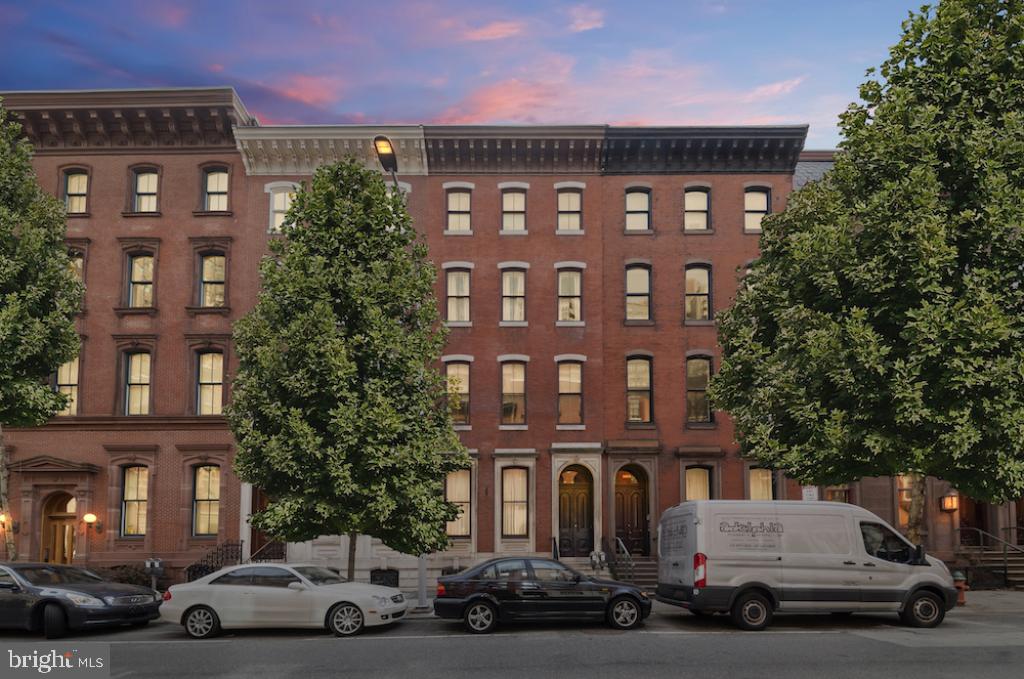 RITTENHOUSE SQUARE - Residential Lease