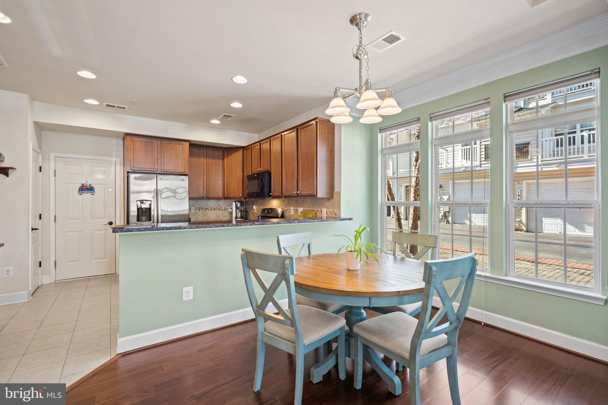 BUCKINGHAM STATION - Residential