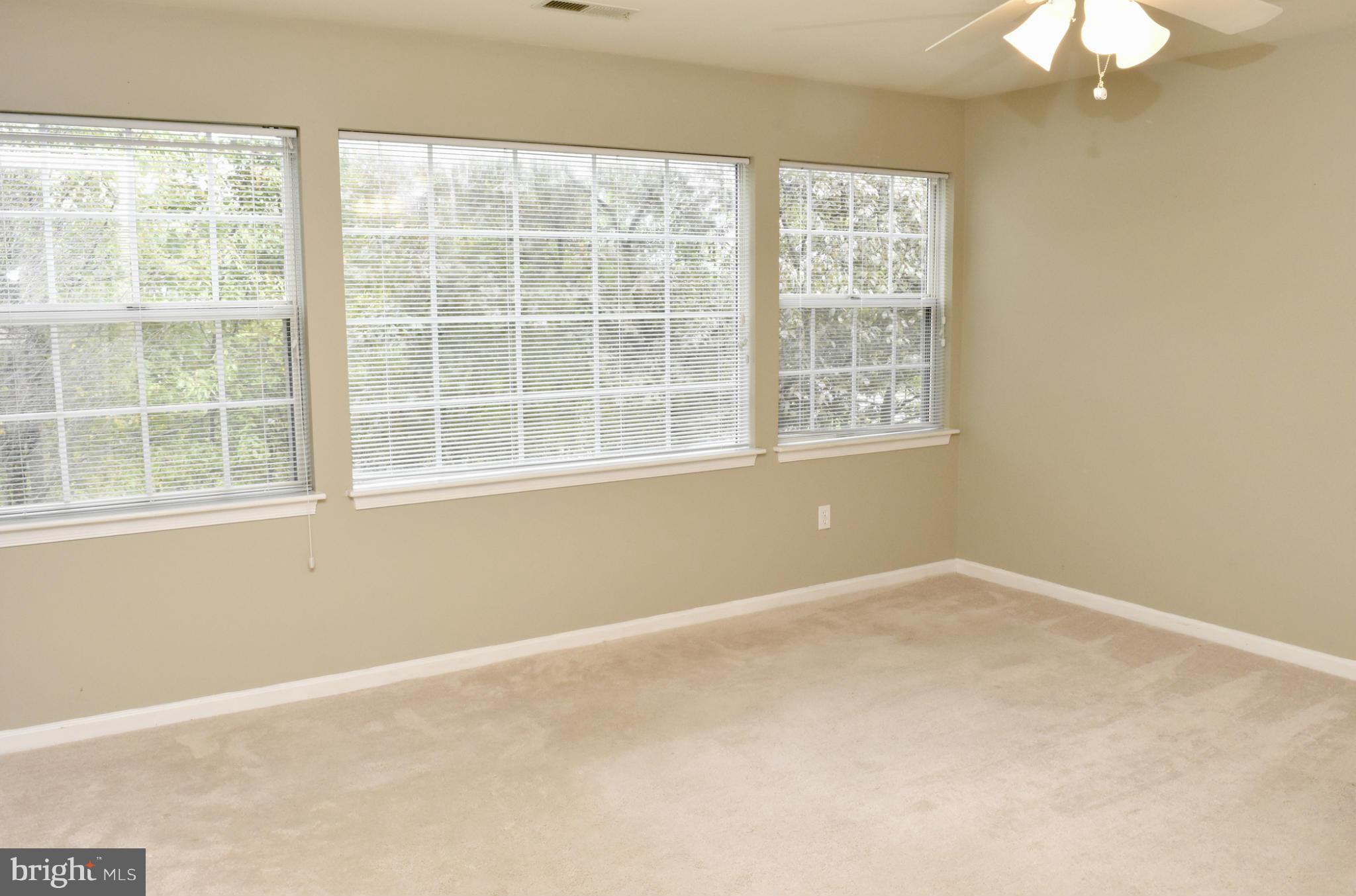 VILLAGE OF MONTGOMERY RUN - Residential Lease