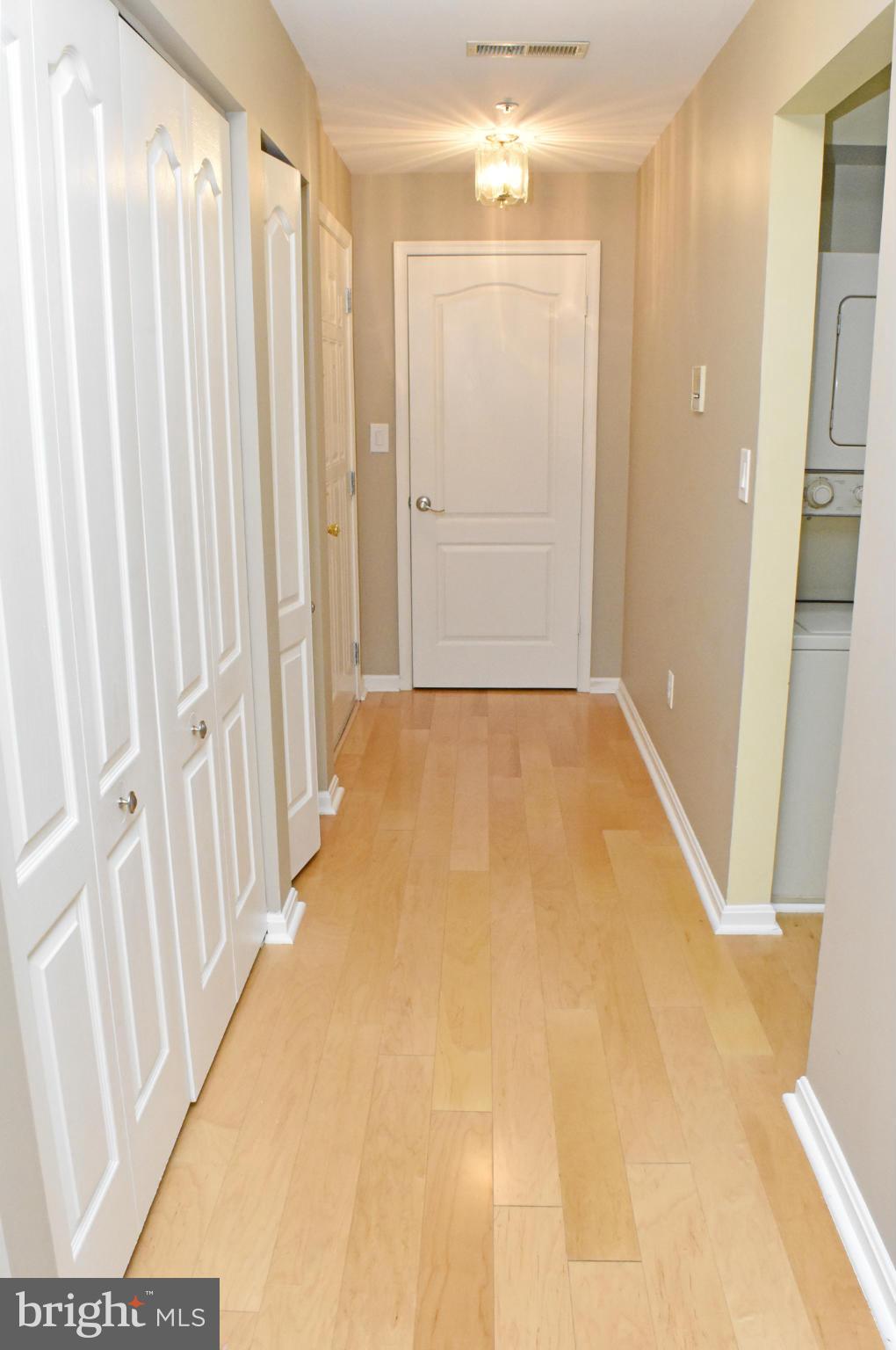 VILLAGE OF MONTGOMERY RUN - Residential Lease