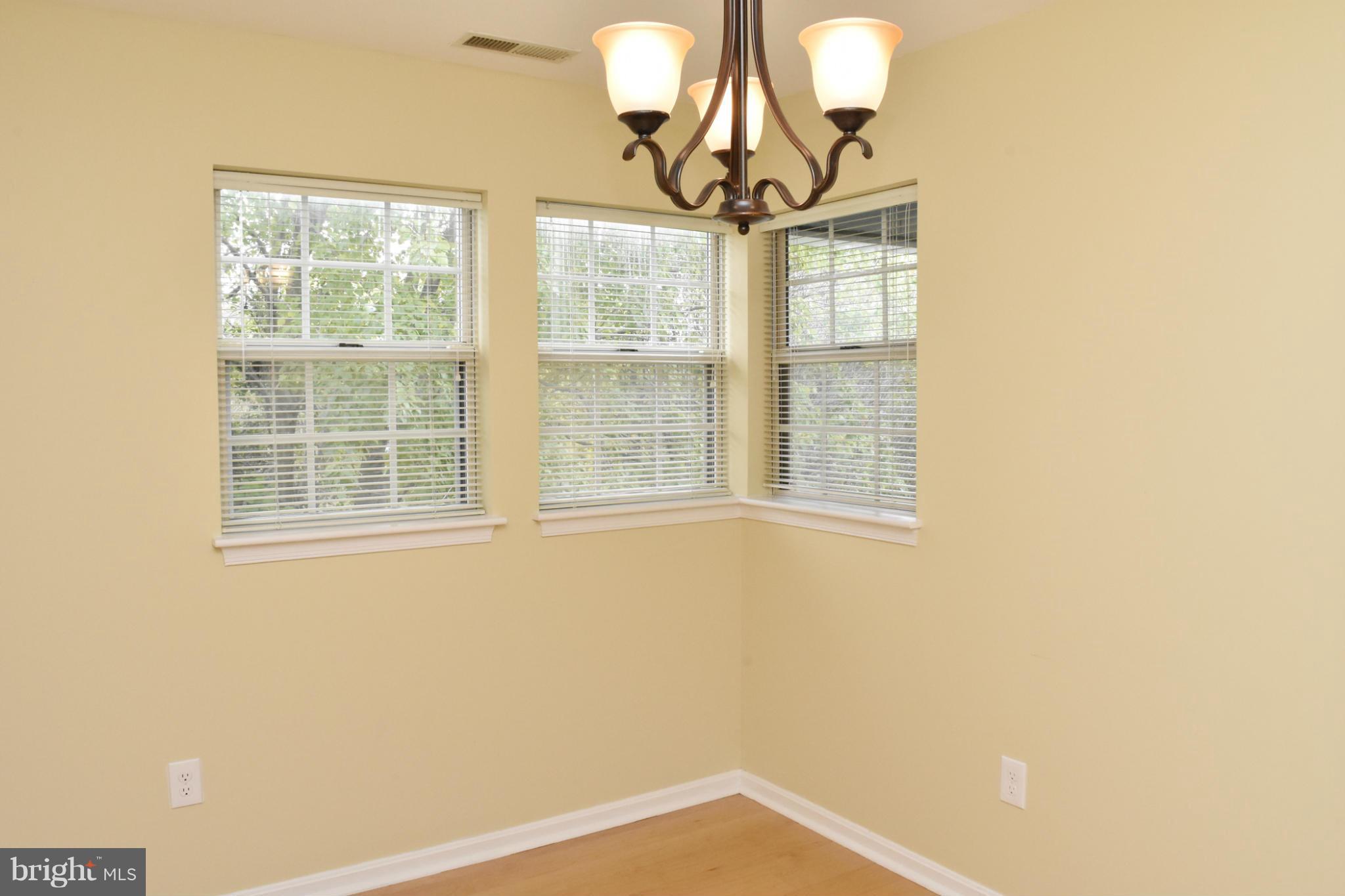 VILLAGE OF MONTGOMERY RUN - Residential Lease