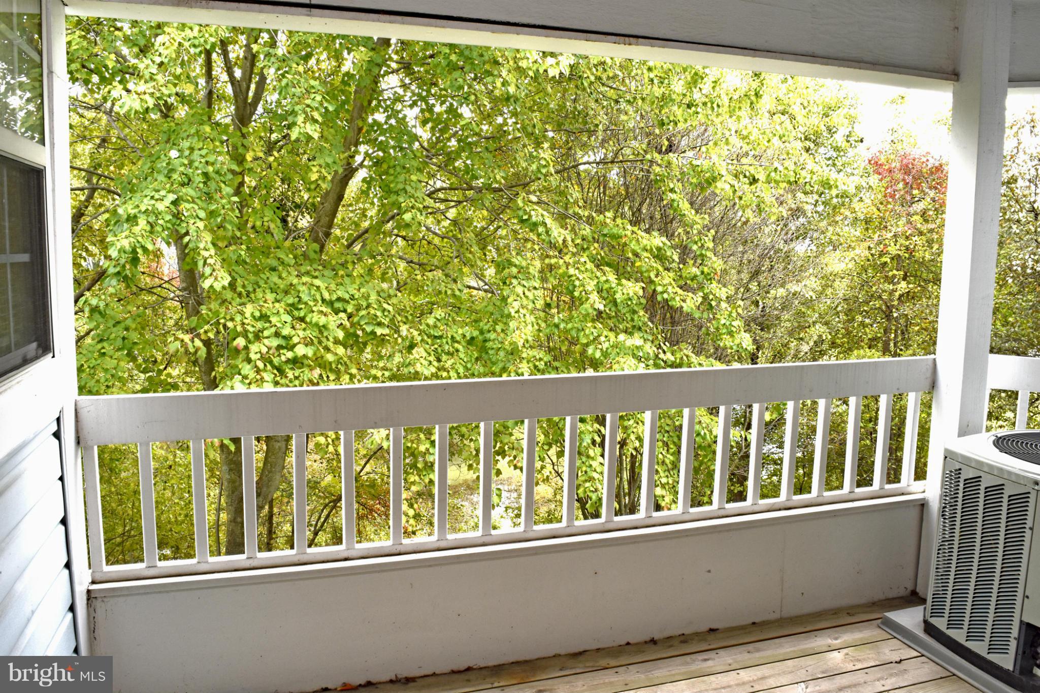 VILLAGE OF MONTGOMERY RUN - Residential Lease