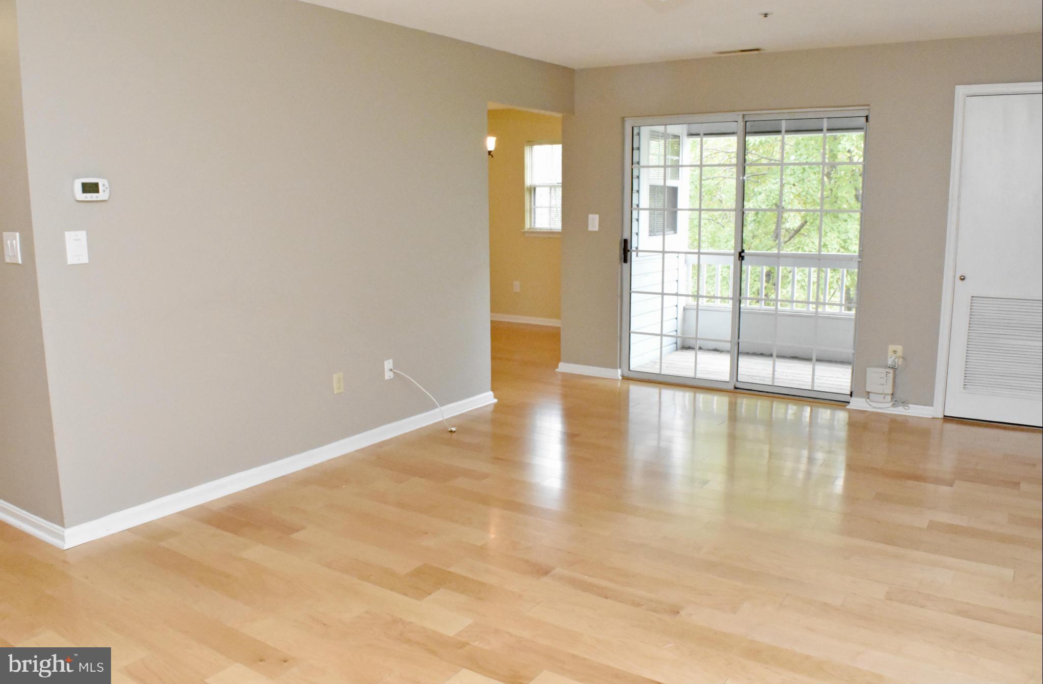 VILLAGE OF MONTGOMERY RUN - Residential Lease