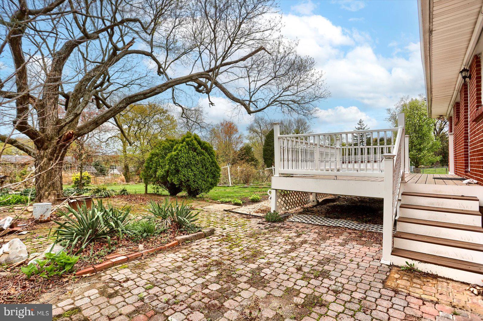 VAN BIBBER MANOR - Residential