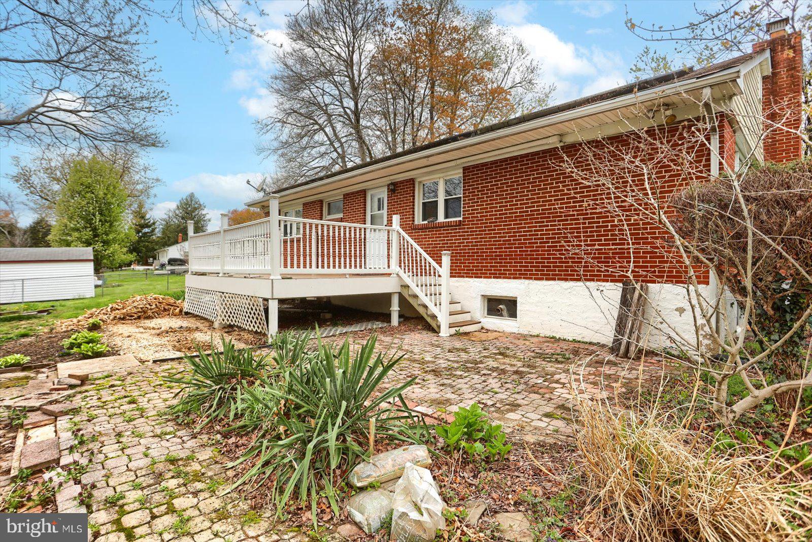 VAN BIBBER MANOR - Residential