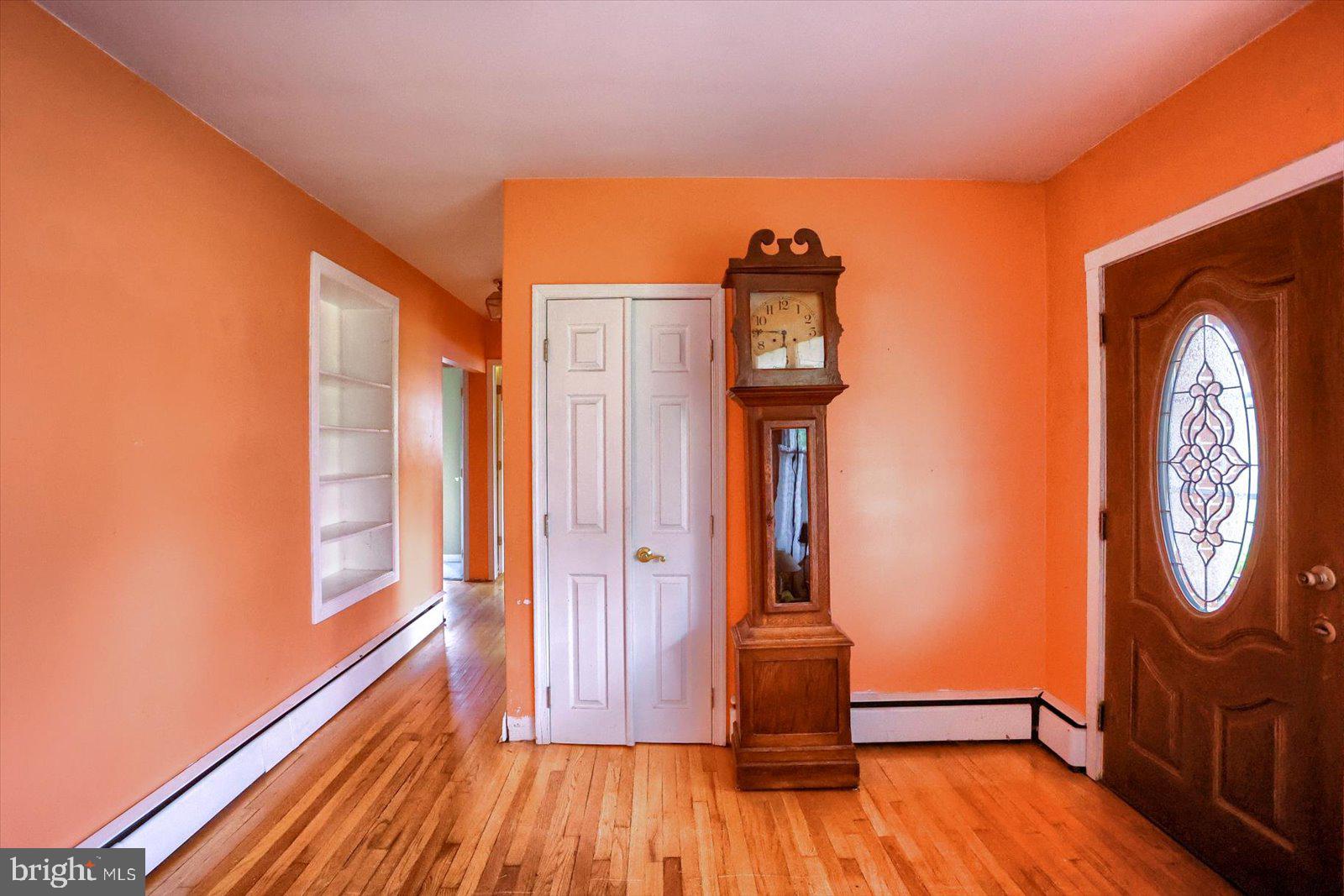 VAN BIBBER MANOR - Residential