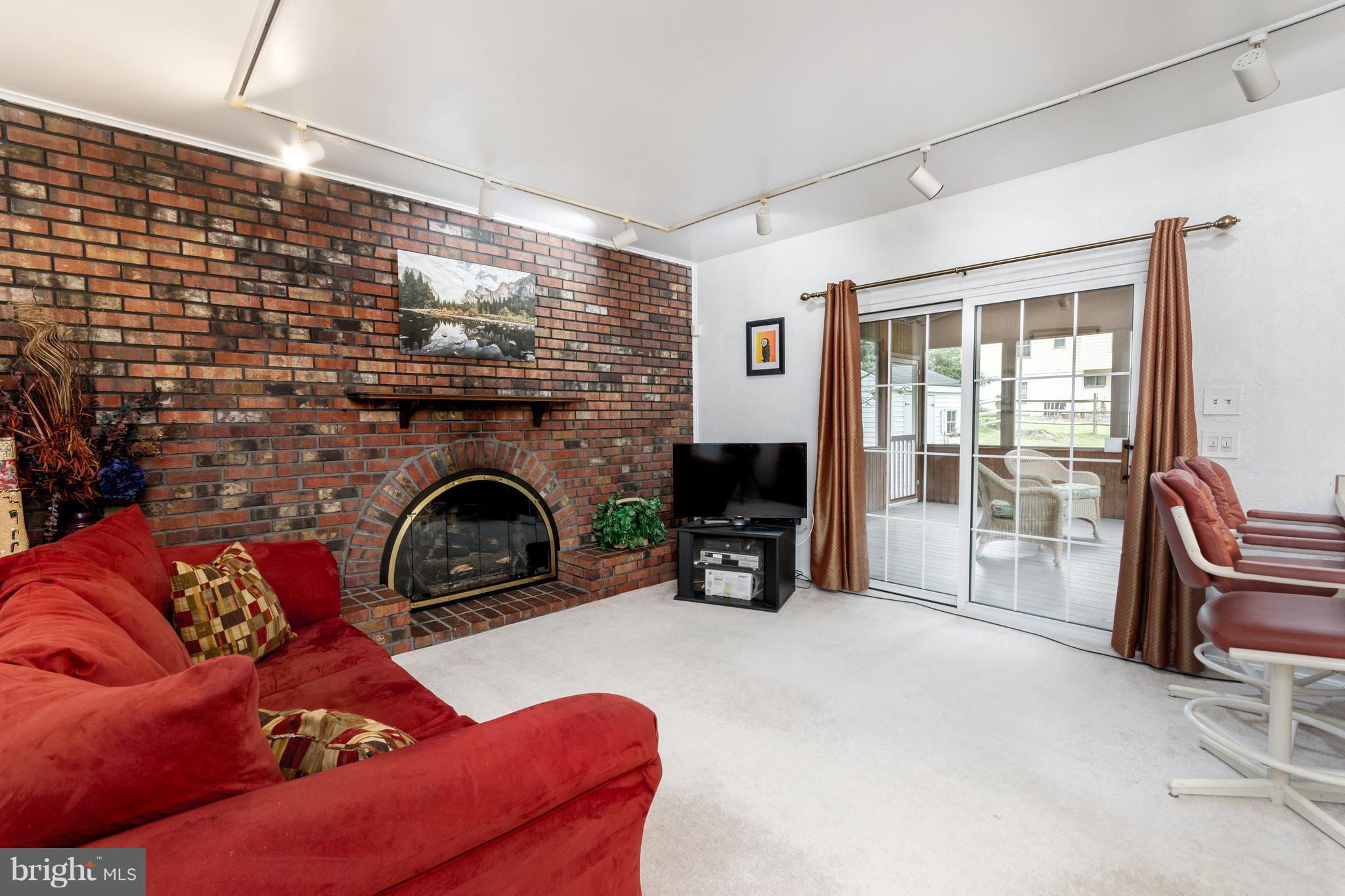 COLLEGE GARDENS - Residential