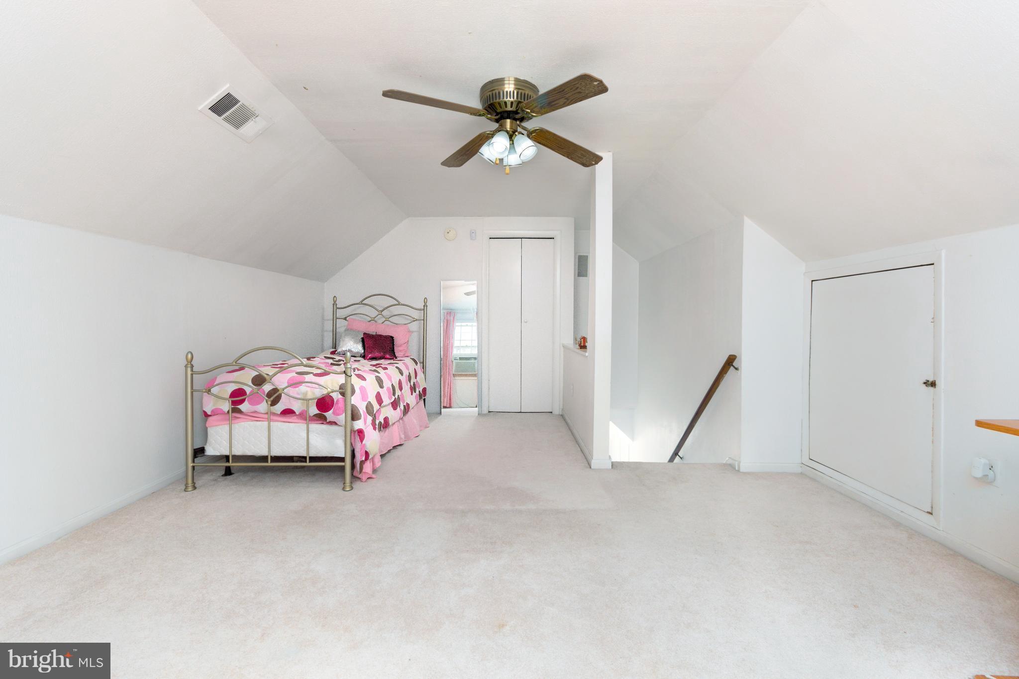 COLLEGE GARDENS - Residential