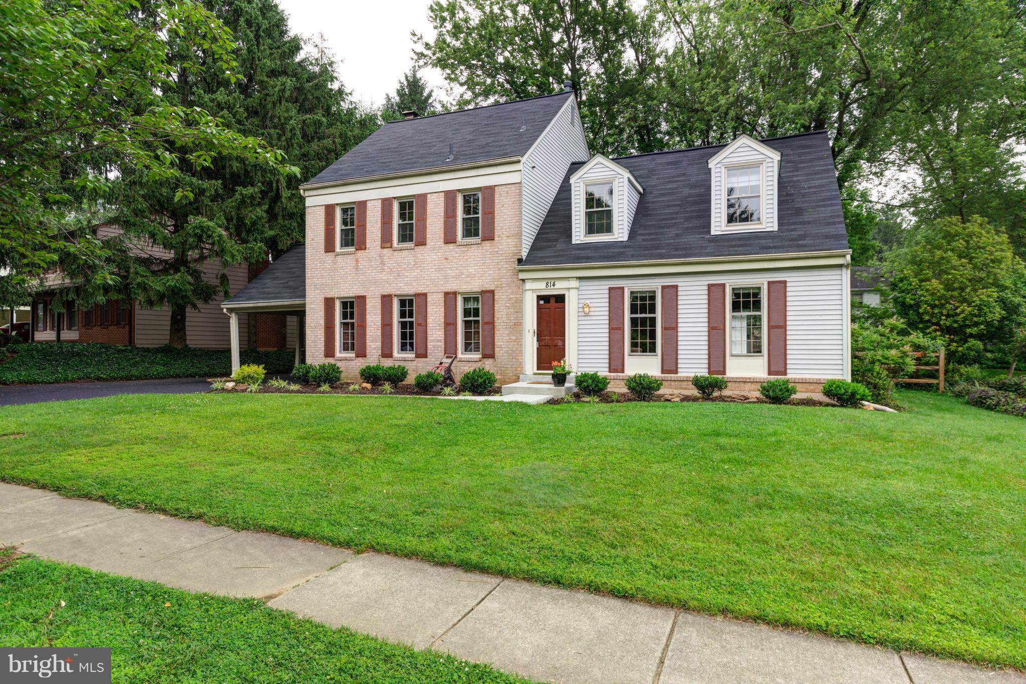 COLLEGE GARDENS - Residential