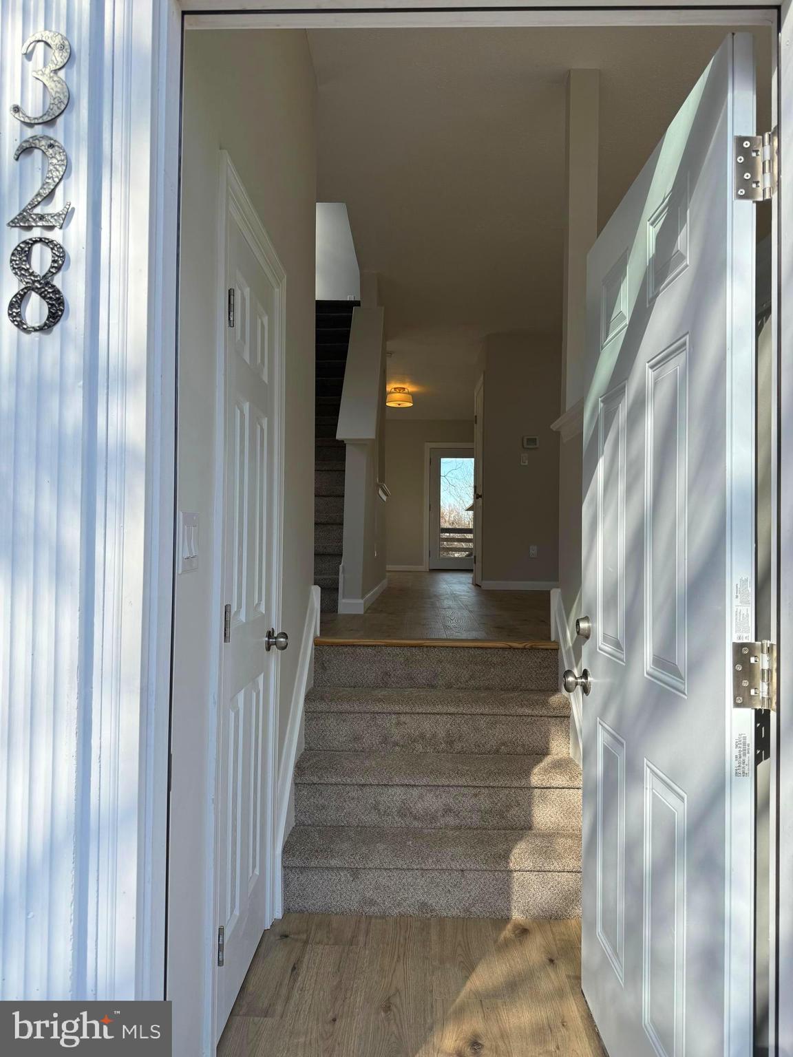 328 VICTORIA BOULEVARD