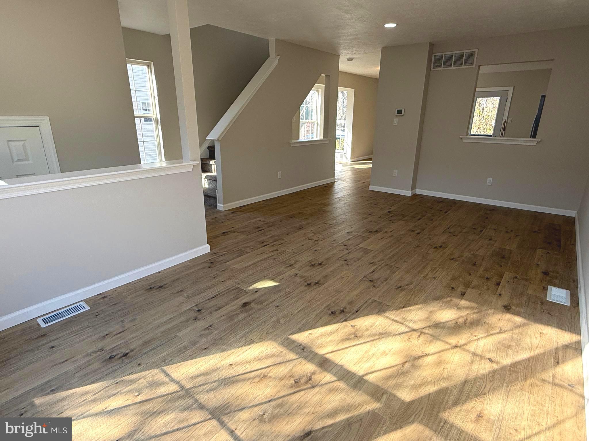 328 VICTORIA BOULEVARD