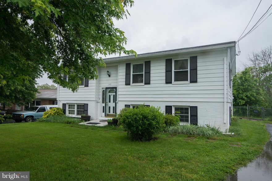 Lots of space inside and out with an easy commute.  Over 2000 sq ft of finished living space, two storage sheds, and a large fenced in rear yard.  Home features hardwood flooring, big bedrooms each with ceiling fan, and great outdoor entertaining areas.  Roof was partially replaced in 2016; hot water heater replaced in 2015.  Propane gas heat.  Enjoy easy access to Route 9 with downtown privacy.