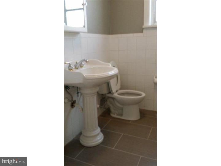 PHILADELPHIA (SOUTH) - Residential Lease