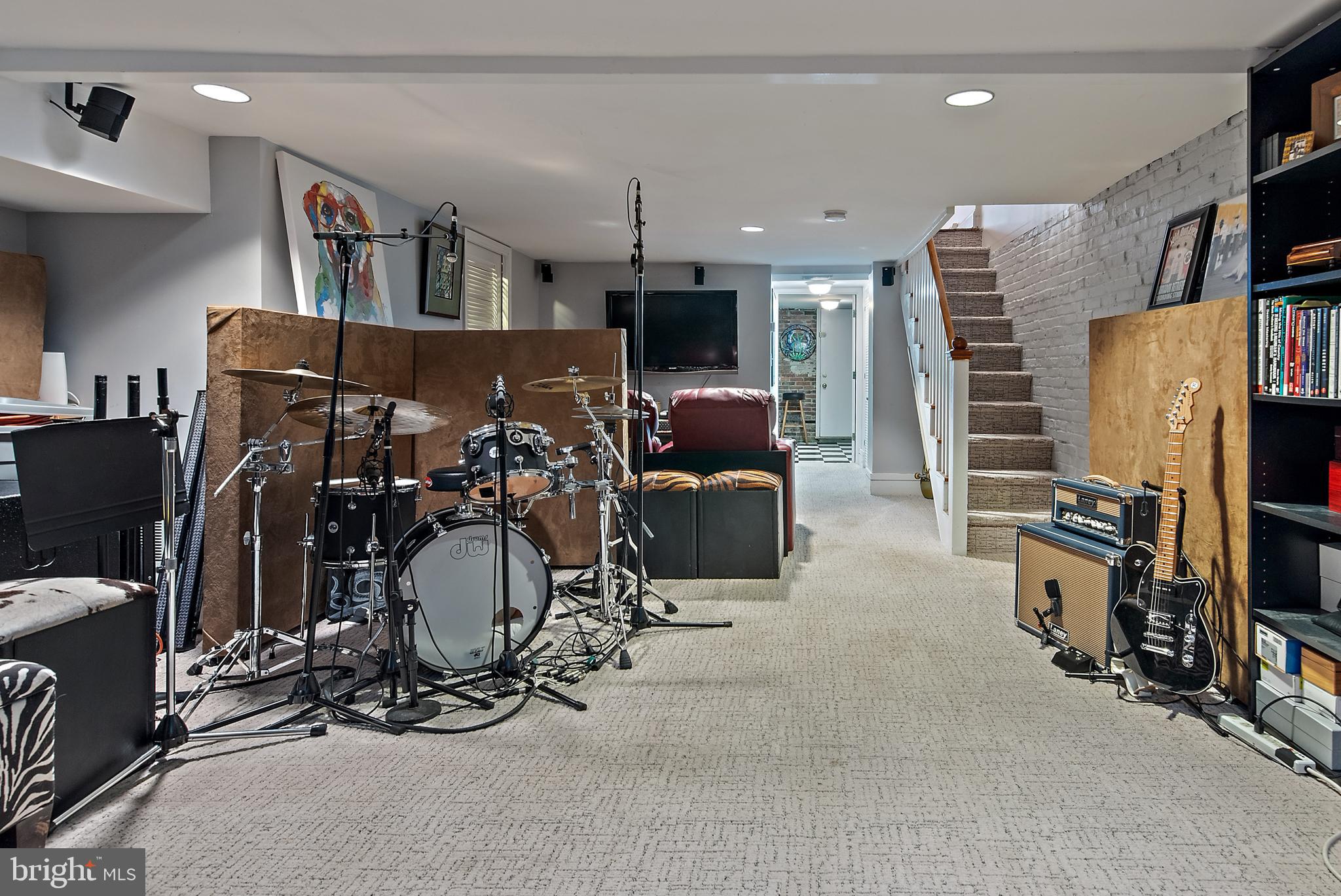 HISTORIC DISTRICT - Residential