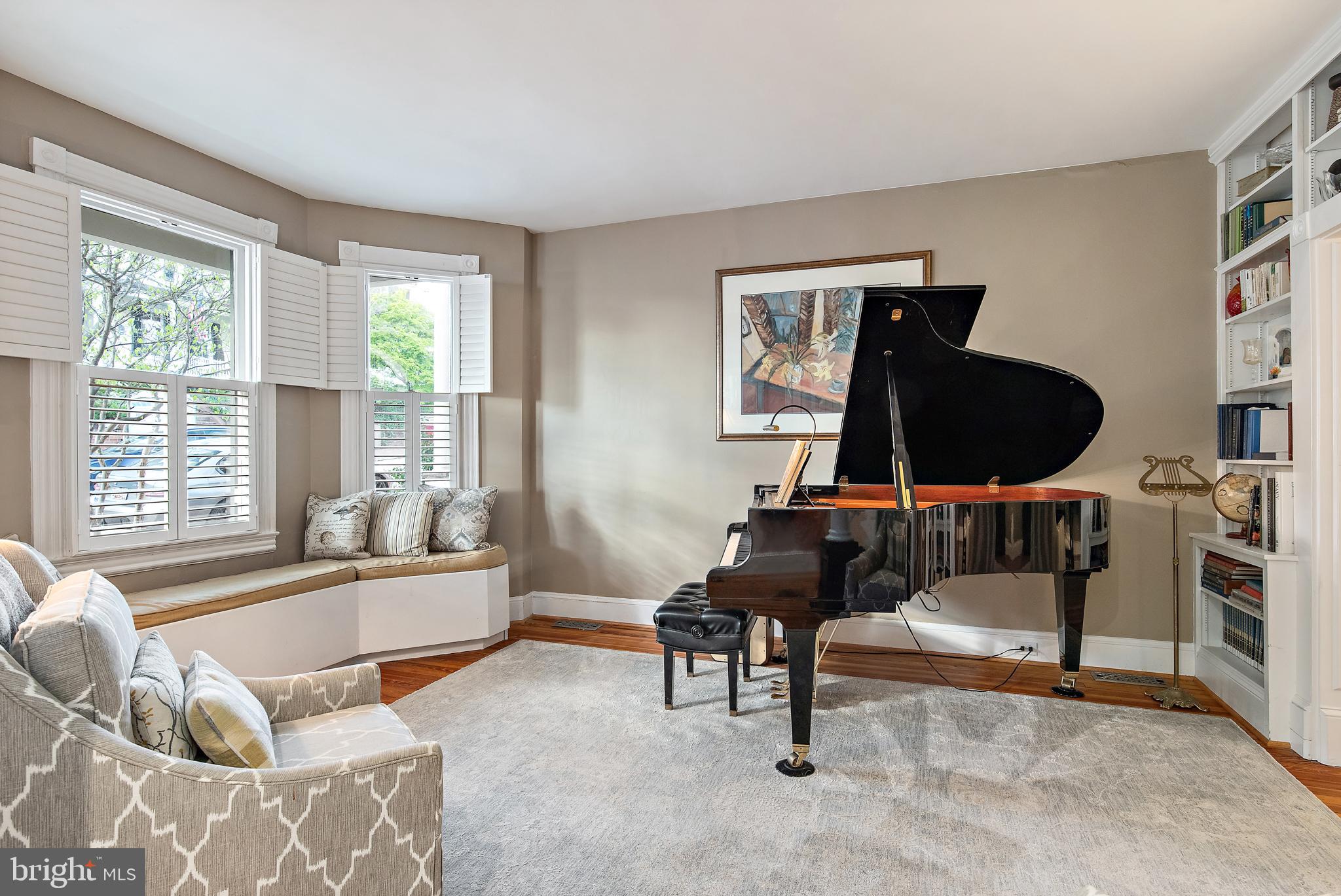 HISTORIC DISTRICT - Residential