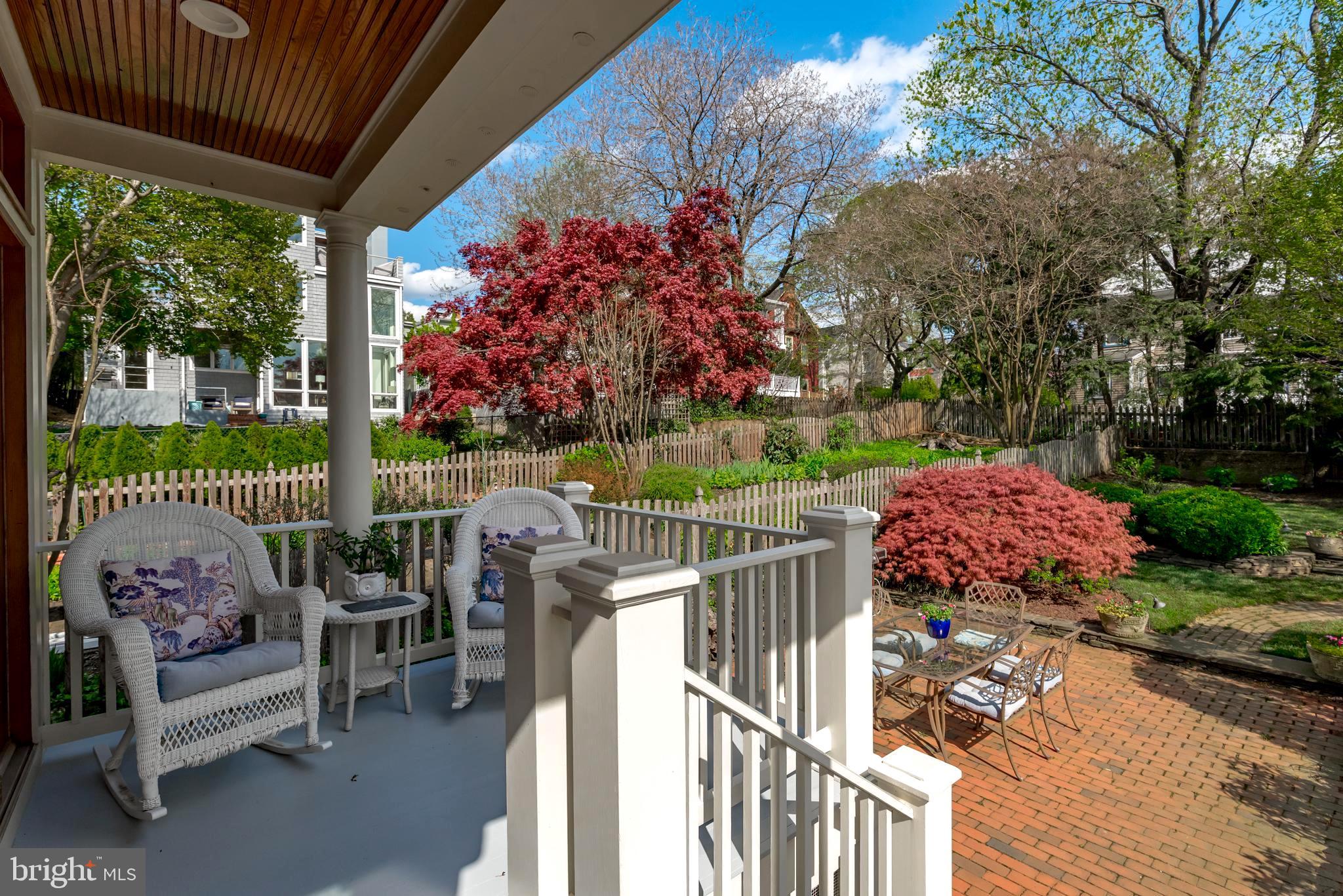 HISTORIC DISTRICT - Residential