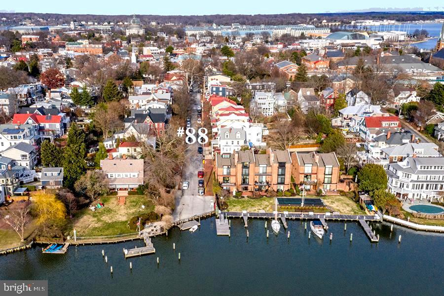 HISTORIC DISTRICT - Residential