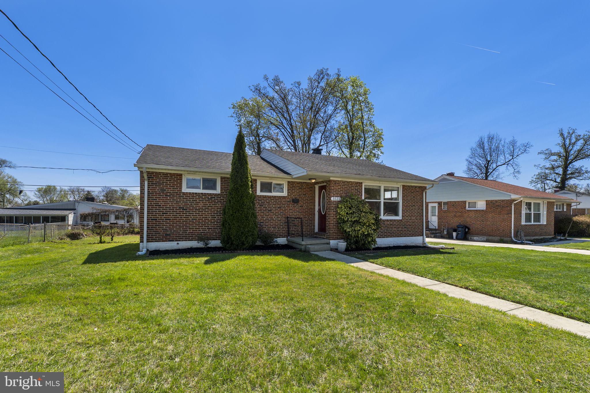 ROCKDALE MANOR - Residential