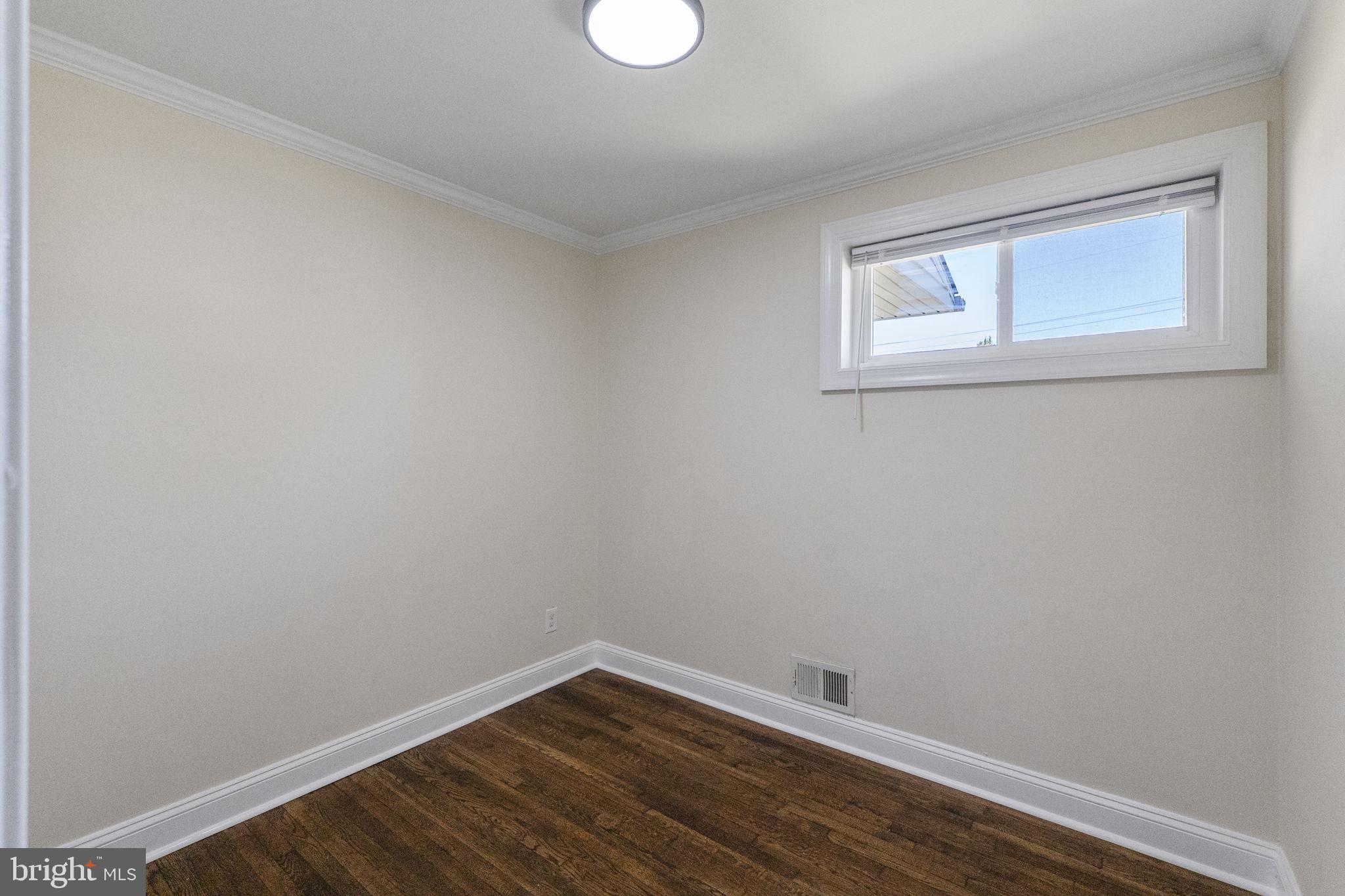 ROCKDALE MANOR - Residential