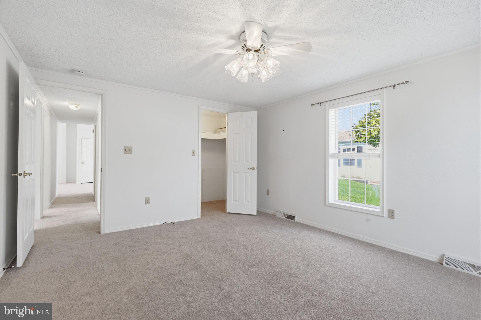 BUCKINGHAM SPRINGS - Residential