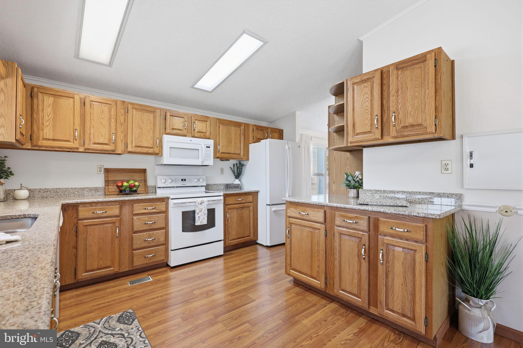 BUCKINGHAM SPRINGS - Residential