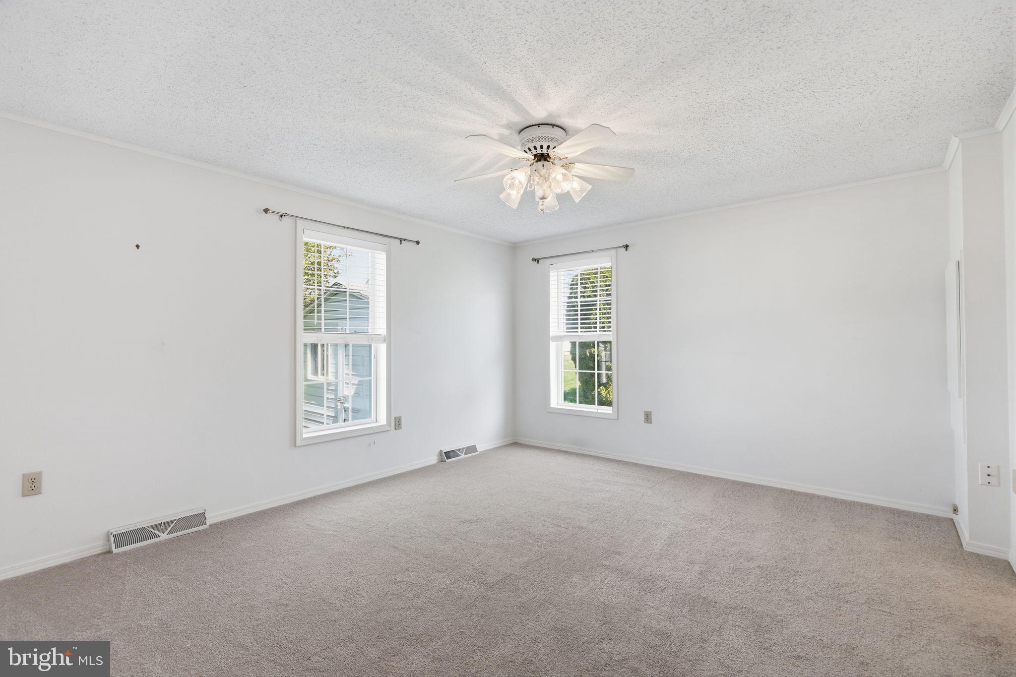 BUCKINGHAM SPRINGS - Residential