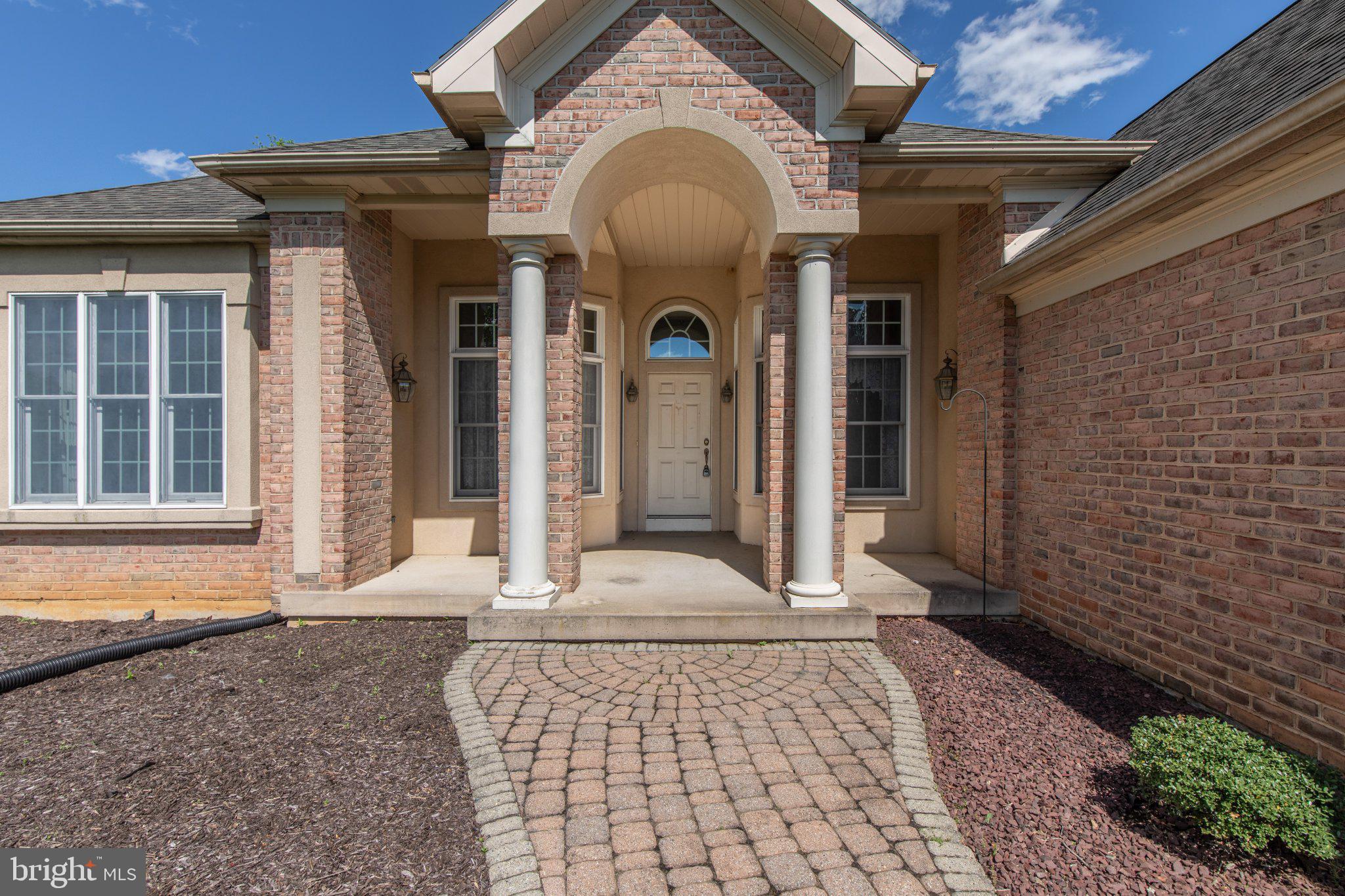 268 JEFFERSON PLACE