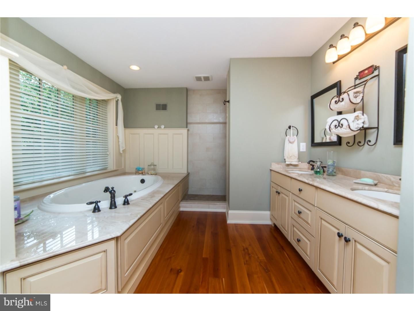 CRYSTAL FOREST - Residential