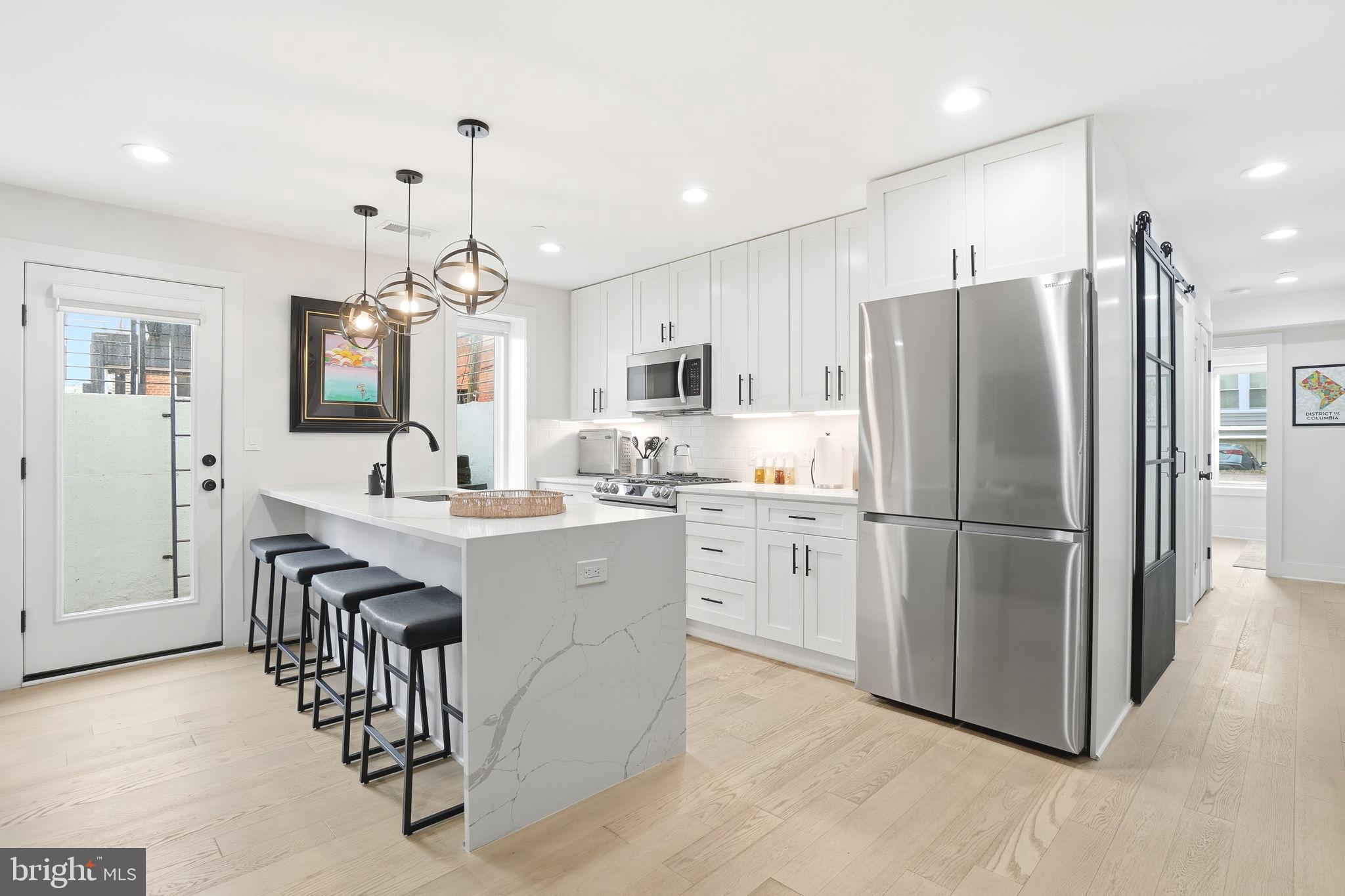 616 QUEBEC PLACE NW UNIT 1