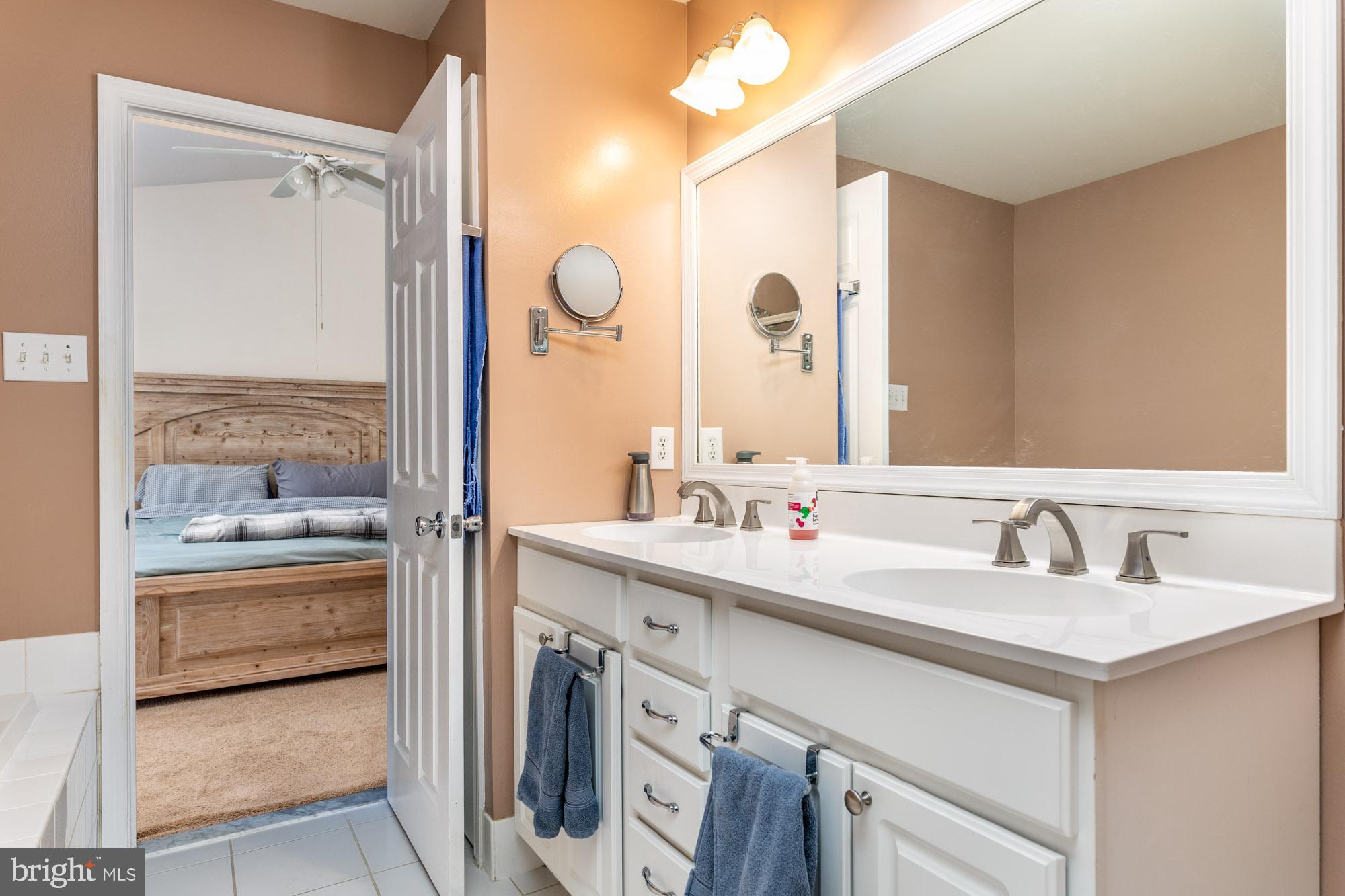 HILLCREST GLEN - Residential