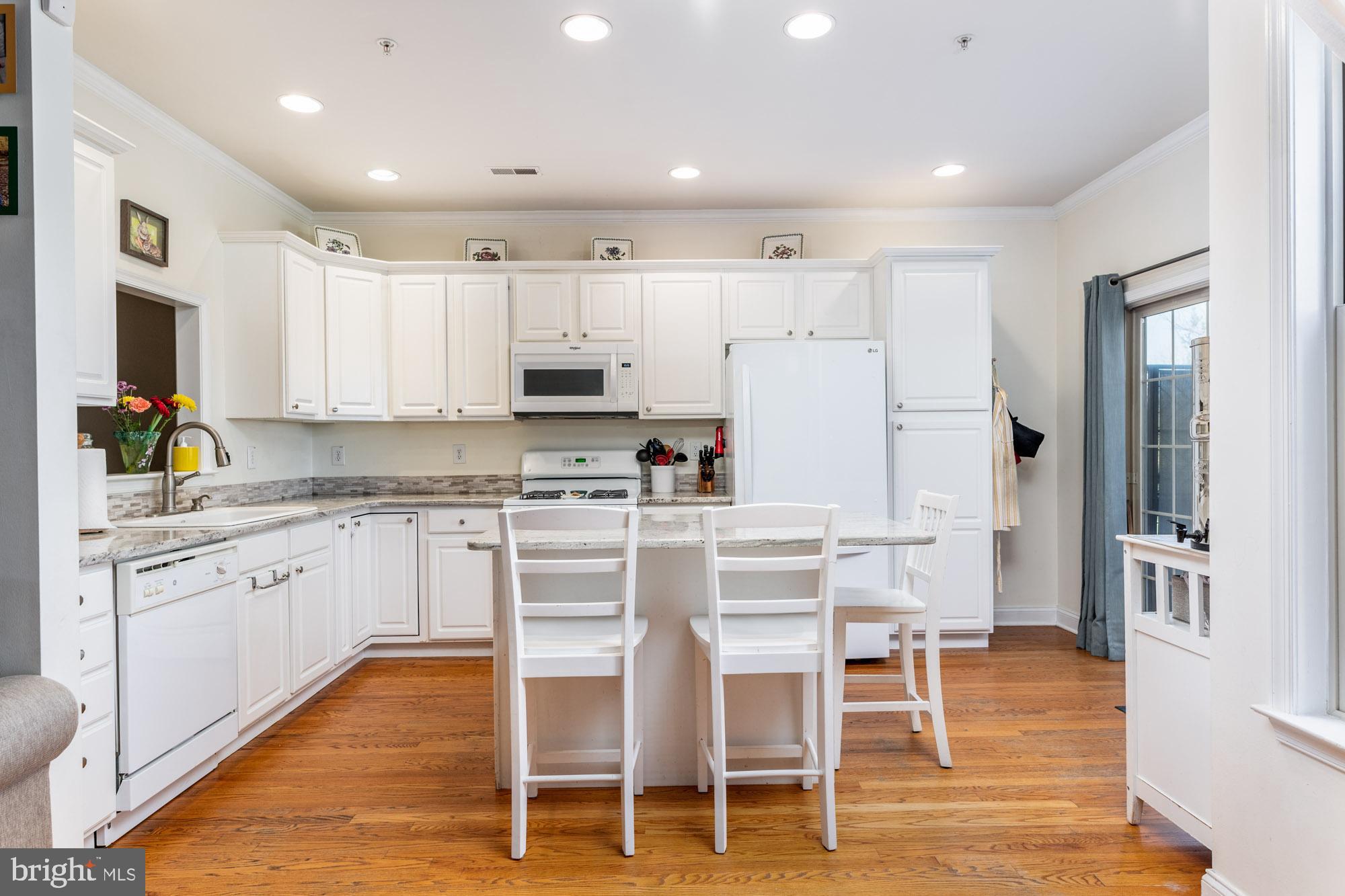 HILLCREST GLEN - Residential