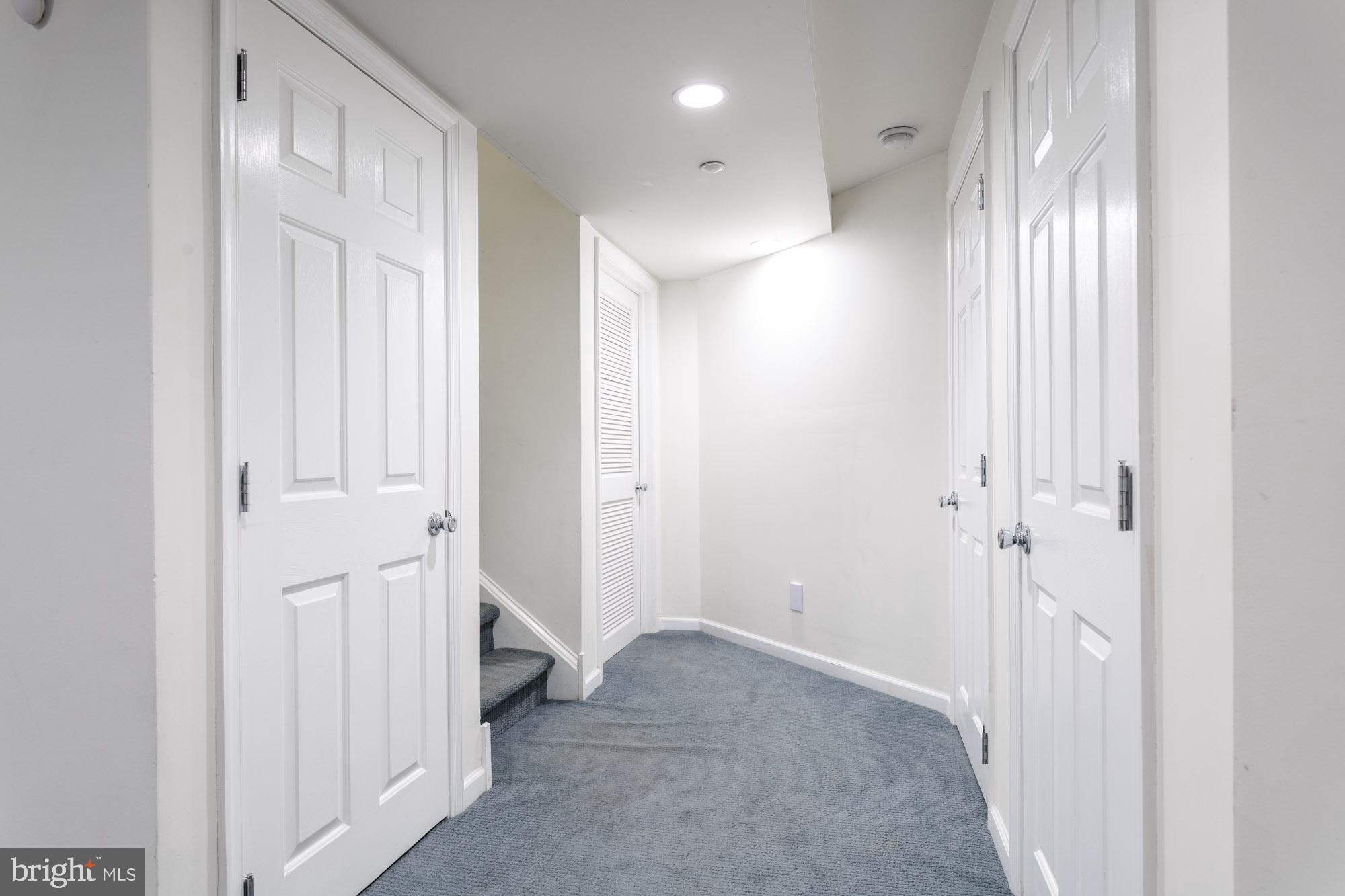 HILLCREST GLEN - Residential