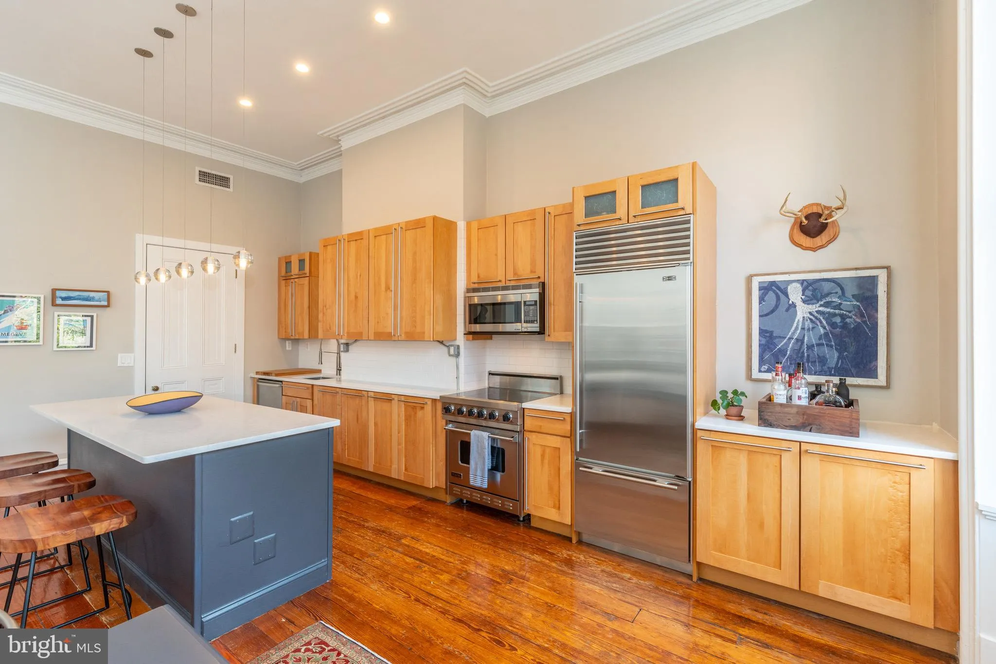 Philadelphia, Pennsylvania 19107, United States, 2 Bedrooms Bedrooms, ,2 BathroomsBathrooms,Residential,Contingent,79859