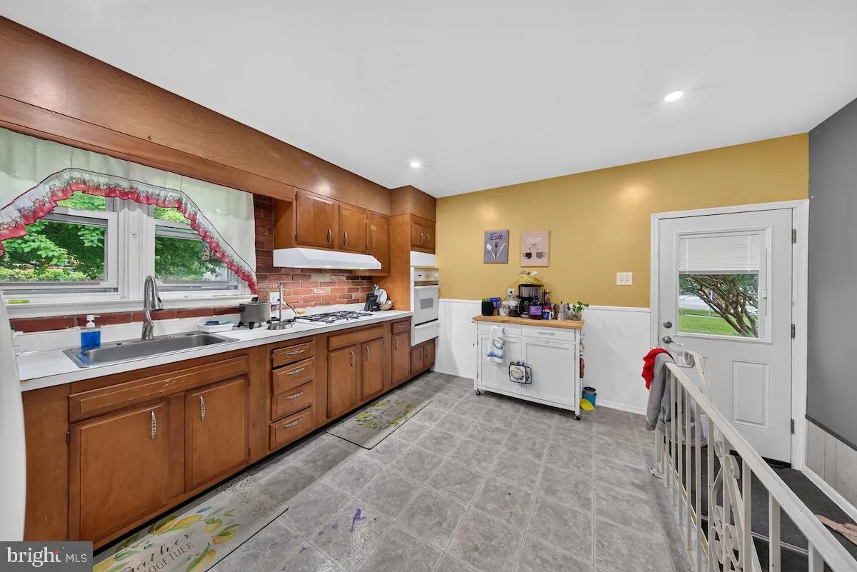 Additional image 63 of 142 Casimir Dr, New Castle, DE 19720