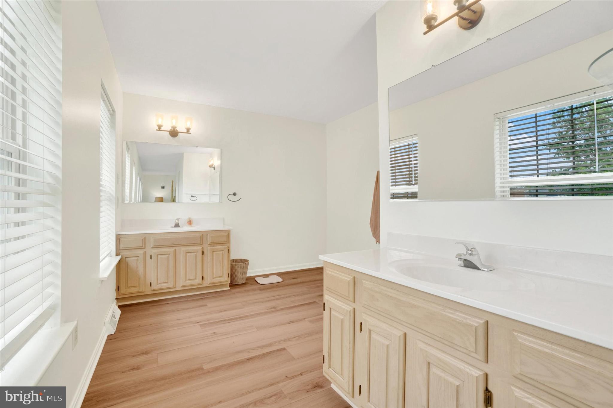 RAINTREE - Residential