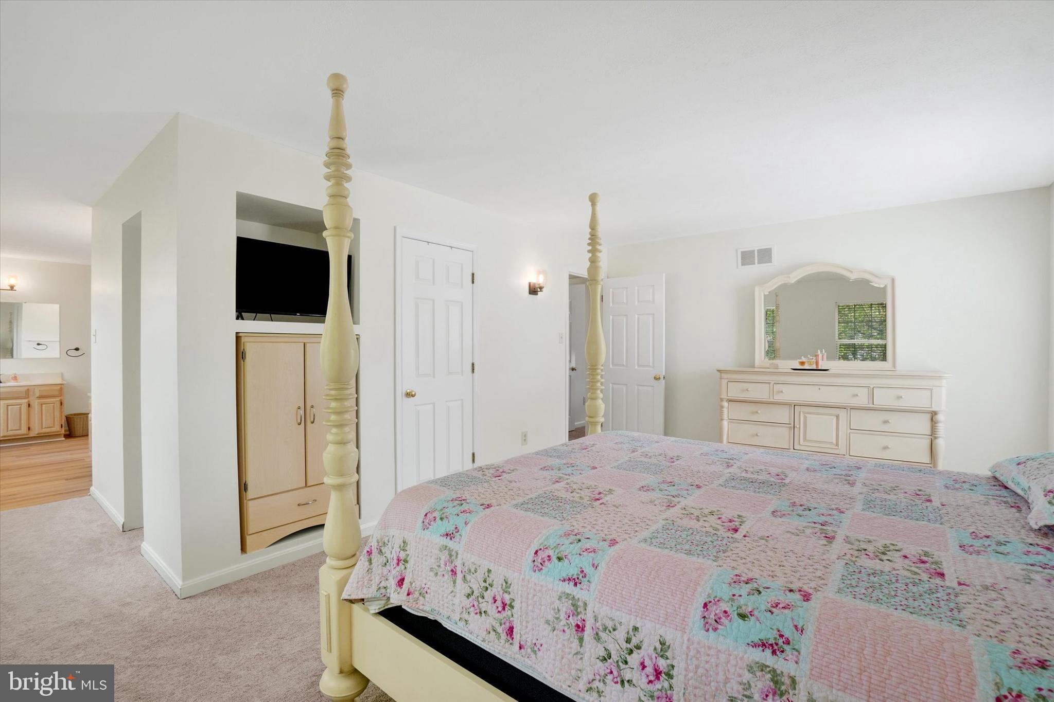 RAINTREE - Residential