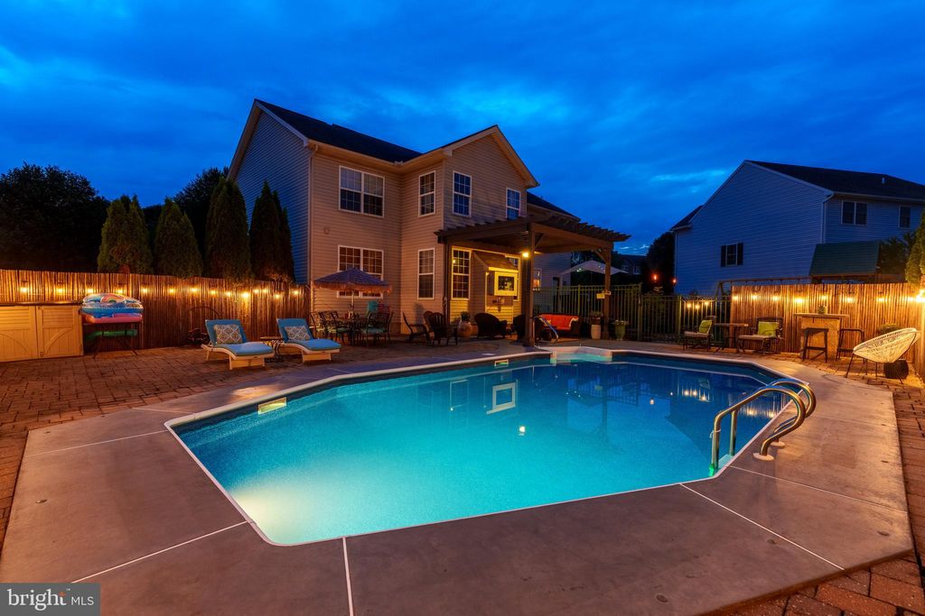 Photo of 129 Julia Lane, Manheim, PA 17545 (MLS # PALA2054496)