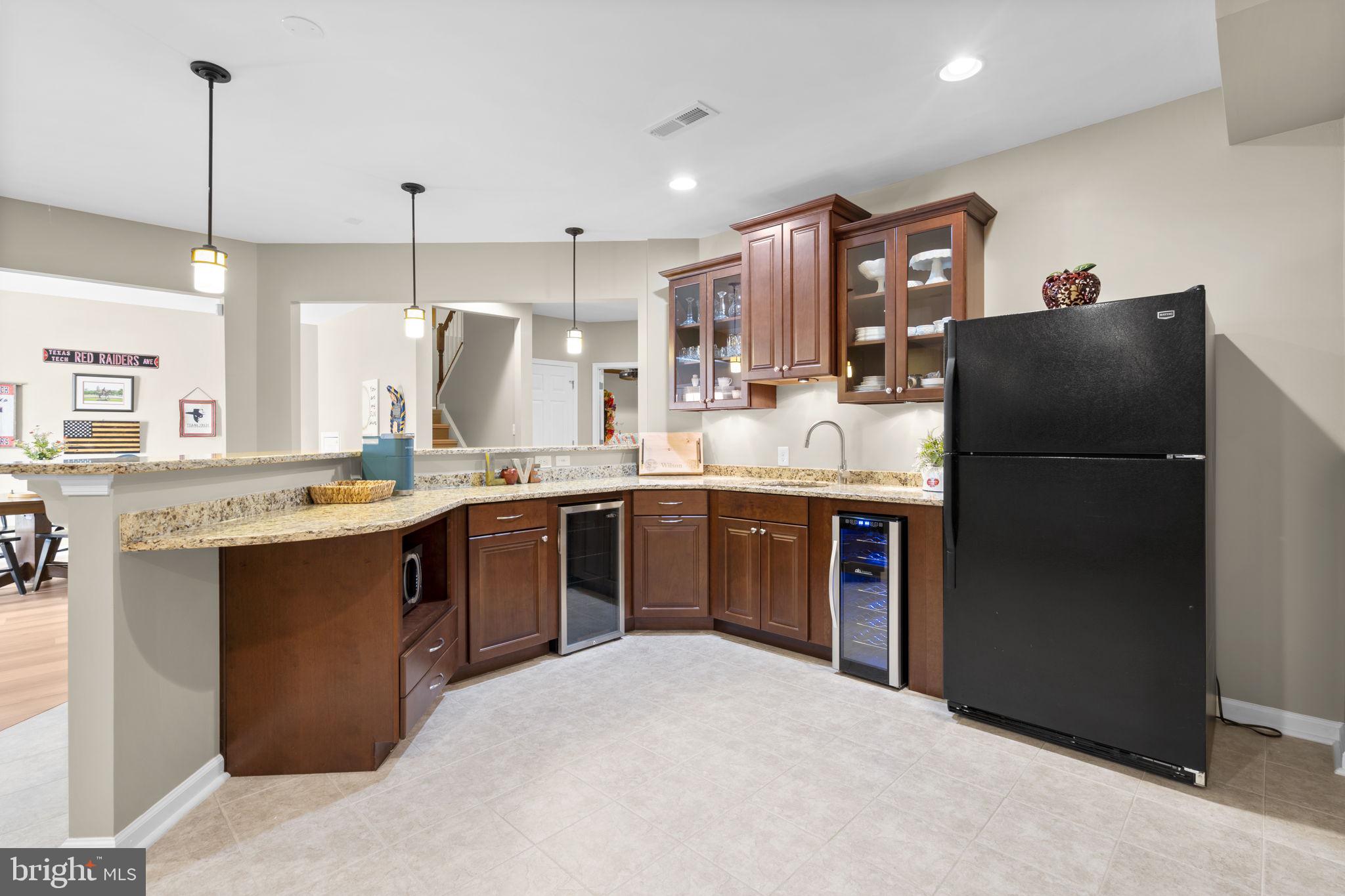 LAKEWOOD HILLS - Residential