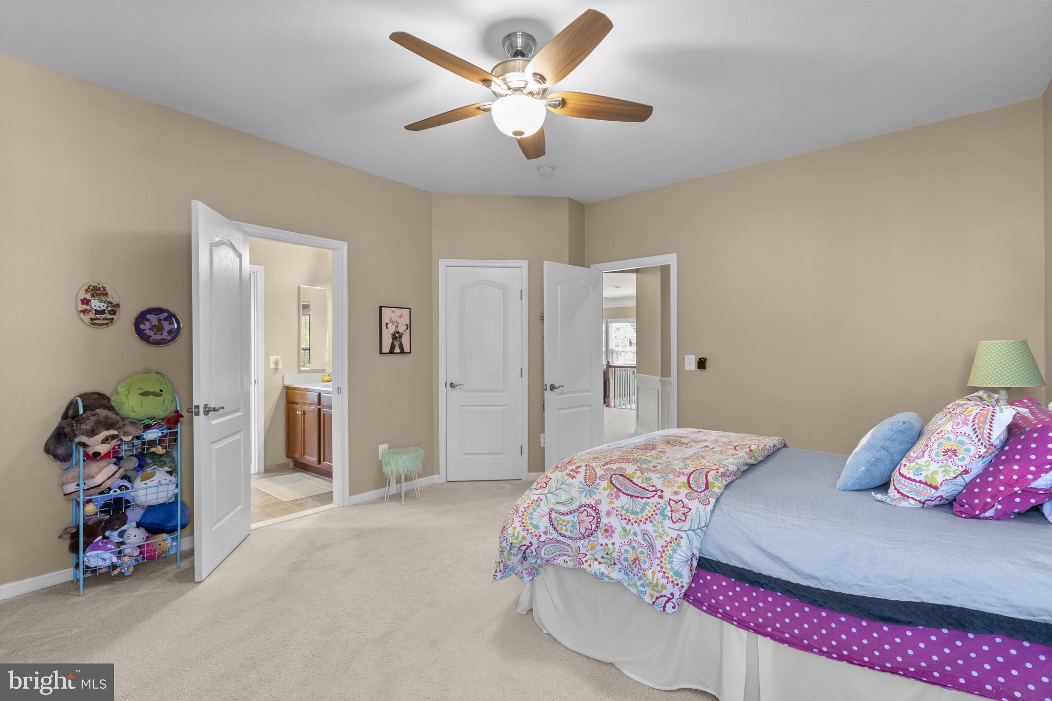 LAKEWOOD HILLS - Residential