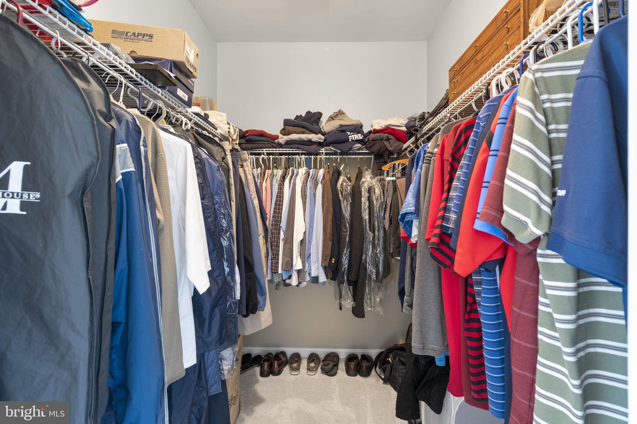 LAKEWOOD HILLS - Residential